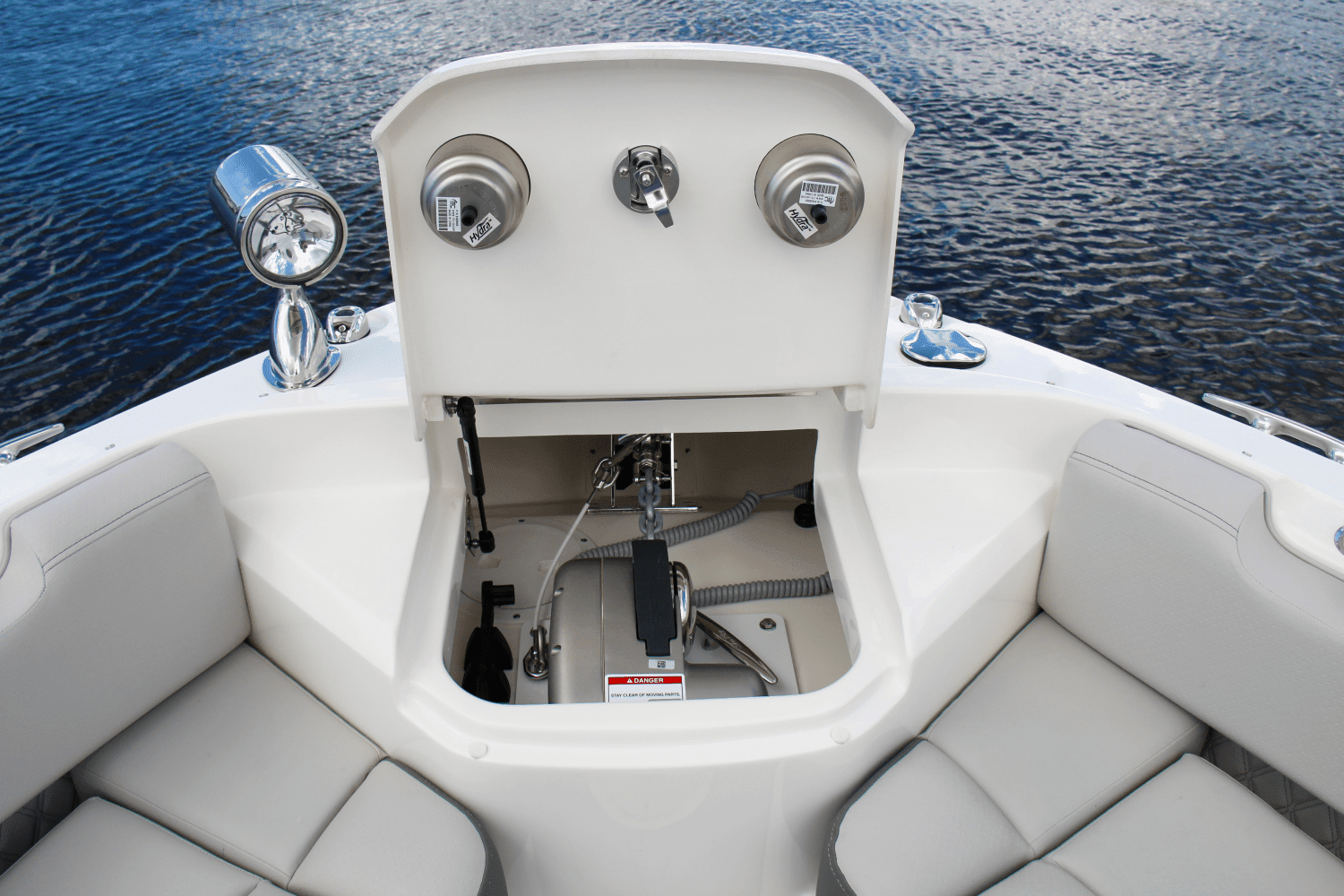 2025 Sea Ray SLX 400 Outboard Image Thumbnail #43