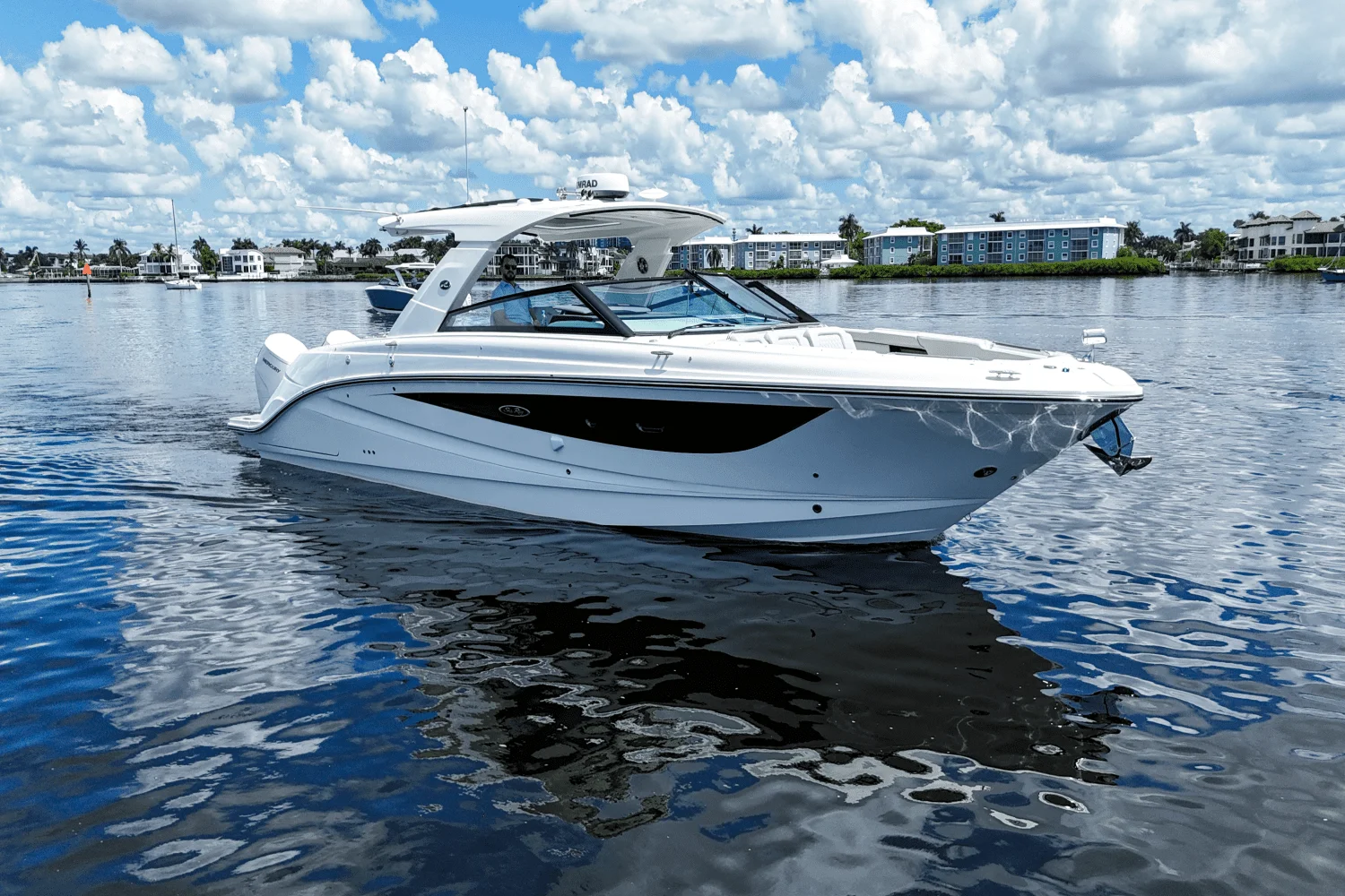 2025 Sea Ray SLX 400 Outboard Image Thumbnail #0