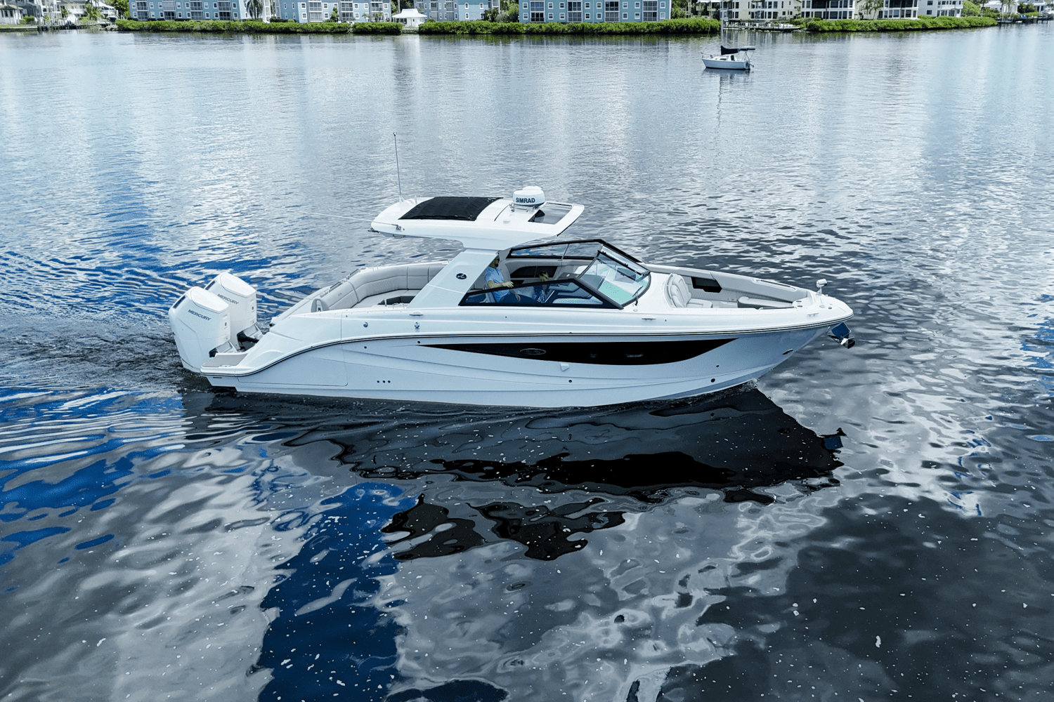 2025 Sea Ray SLX 400 Outboard Image Thumbnail #3