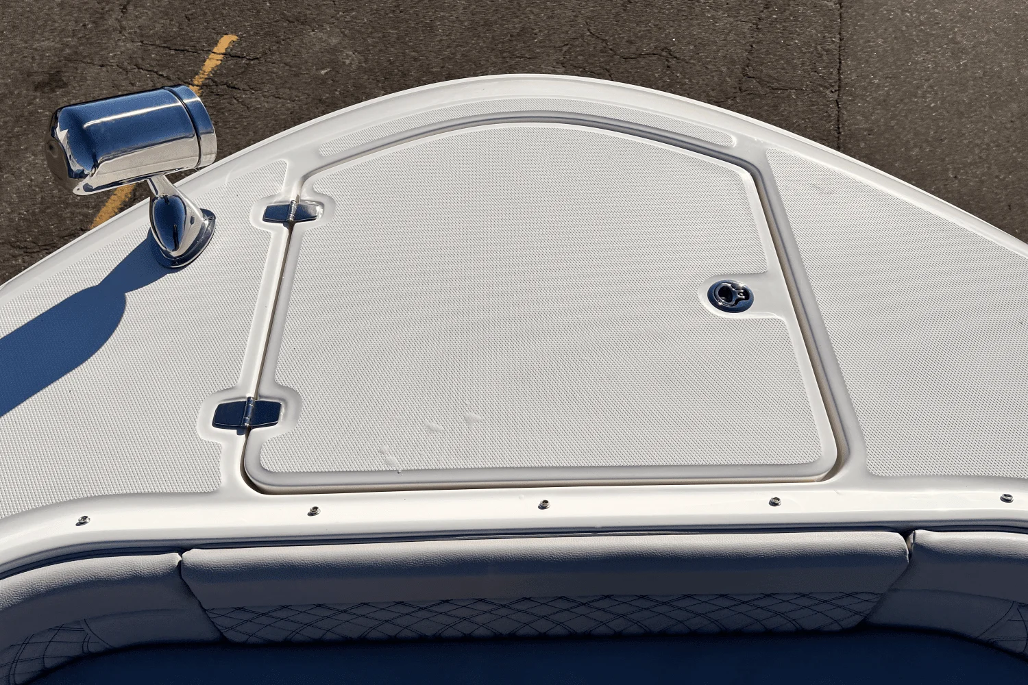 2025 Sea Ray Sundancer 370 Image Thumbnail #25