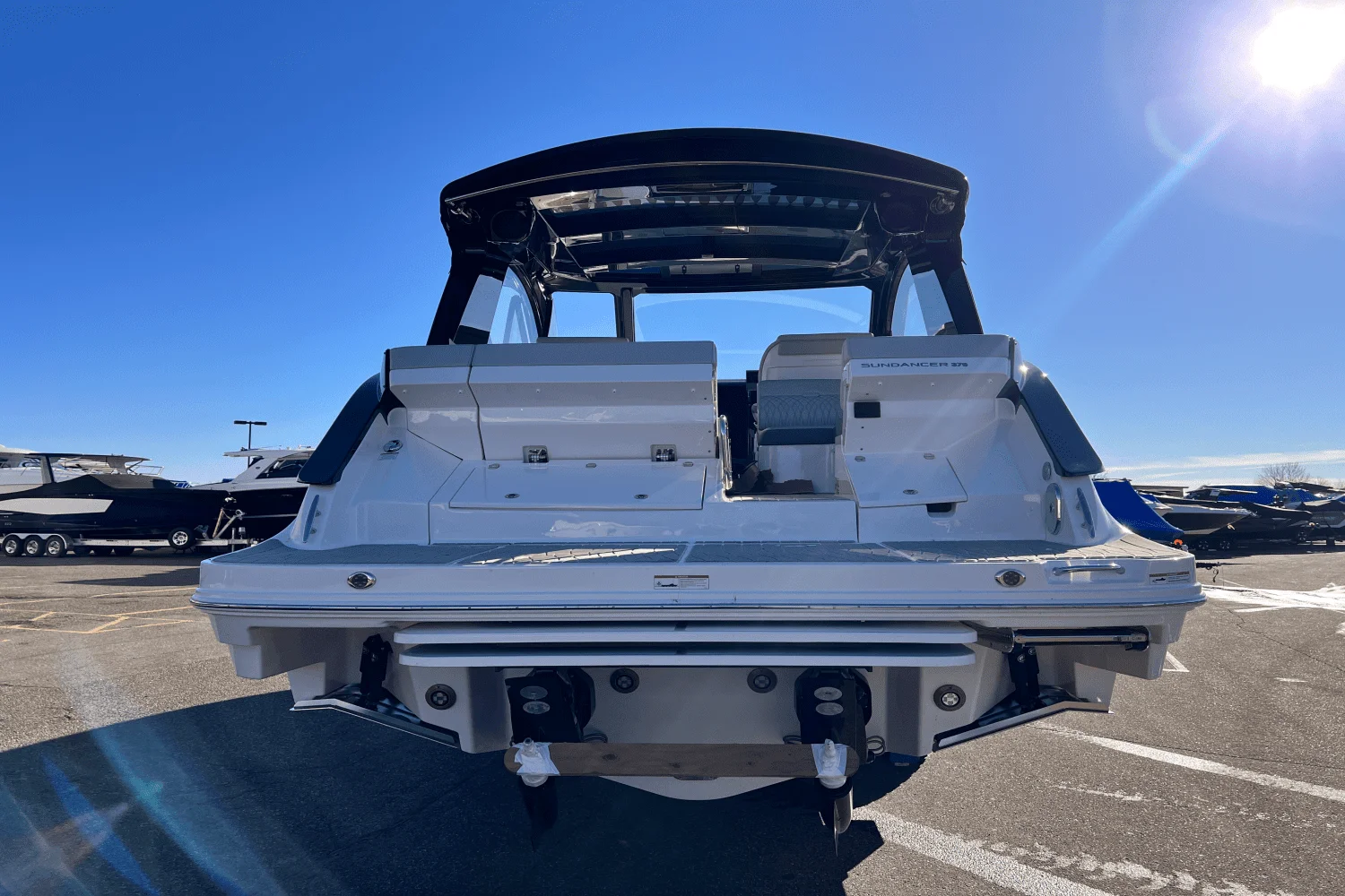 2025 Sea Ray Sundancer 370 Image Thumbnail #5