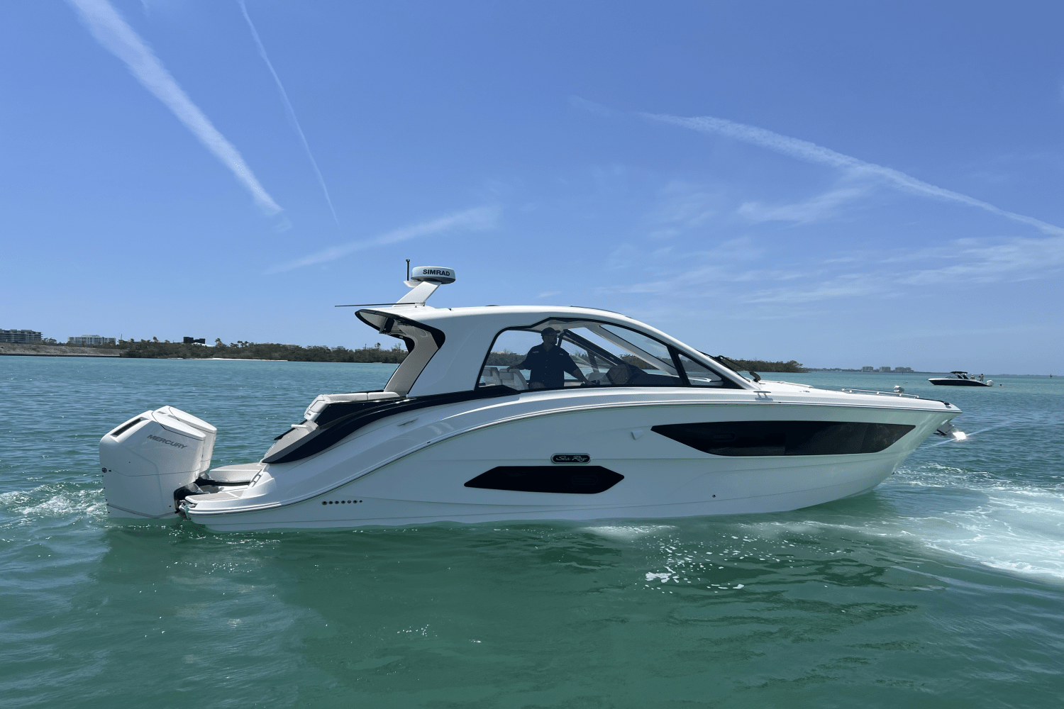 2025 Sea Ray Sundancer 370 Outboard Image Thumbnail #1