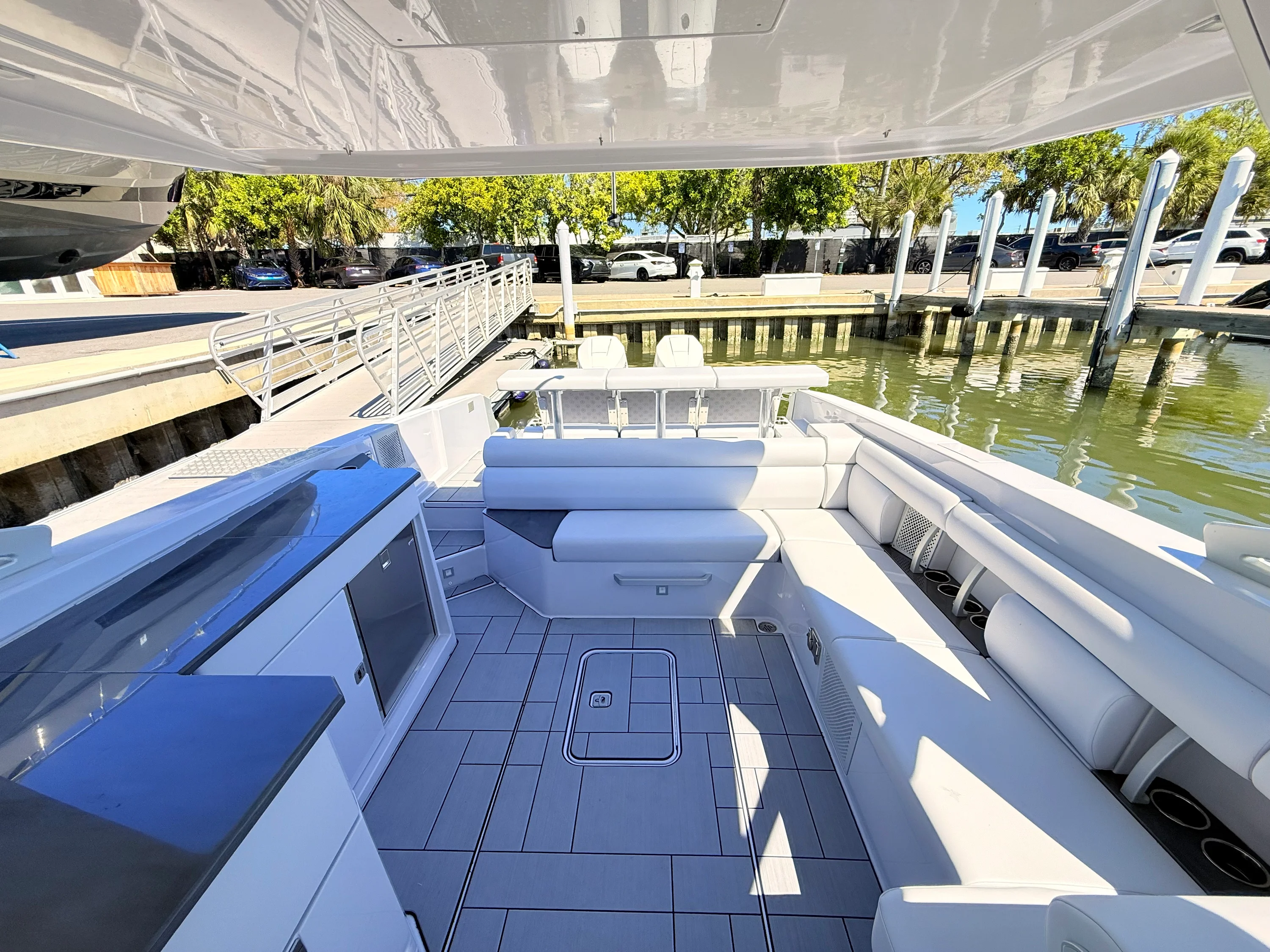 2024 Aviara AV36 Outboard Image Thumbnail #24