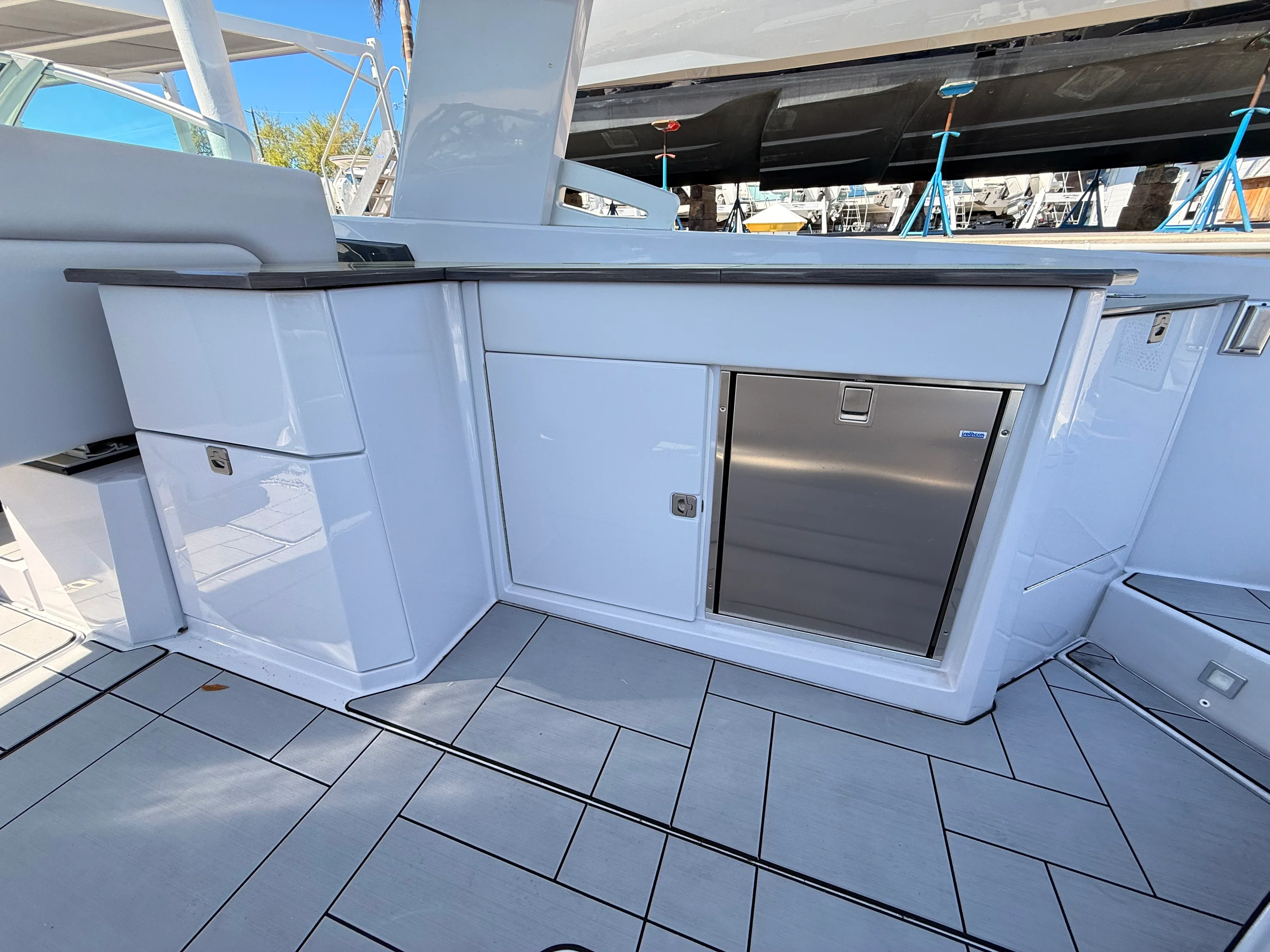 2024 Aviara AV36 Outboard Image Thumbnail #21