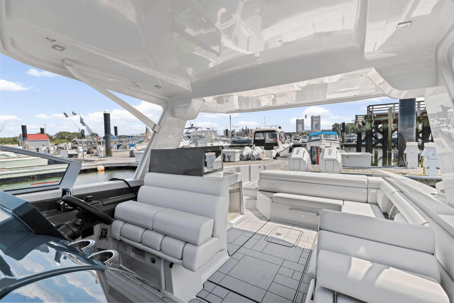 2024 Aviara AV36 Outboard Image Thumbnail #21