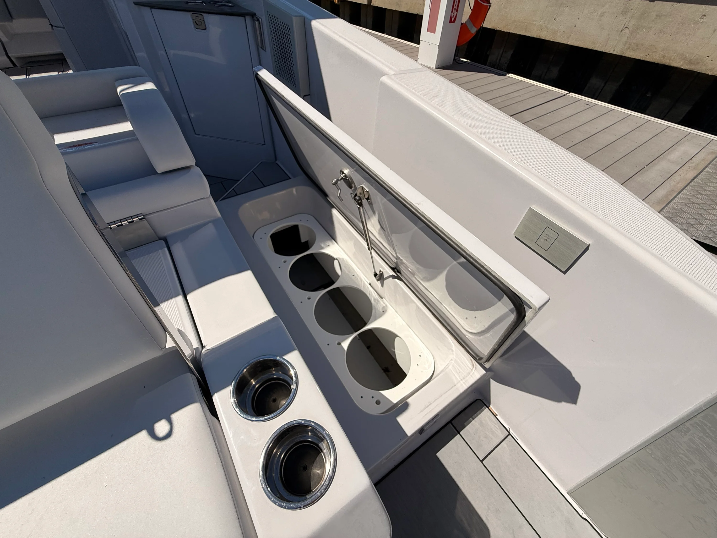 2024 Aviara AV36 Outboard Image Thumbnail #16