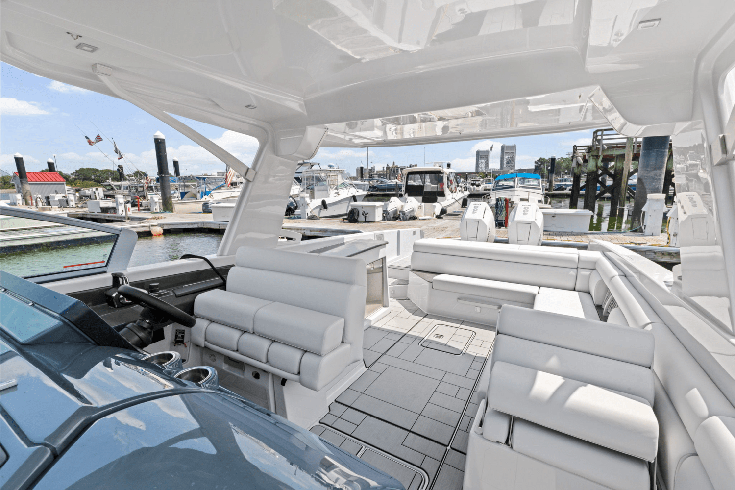 2024 Aviara AV36 Outboard Image Thumbnail #22