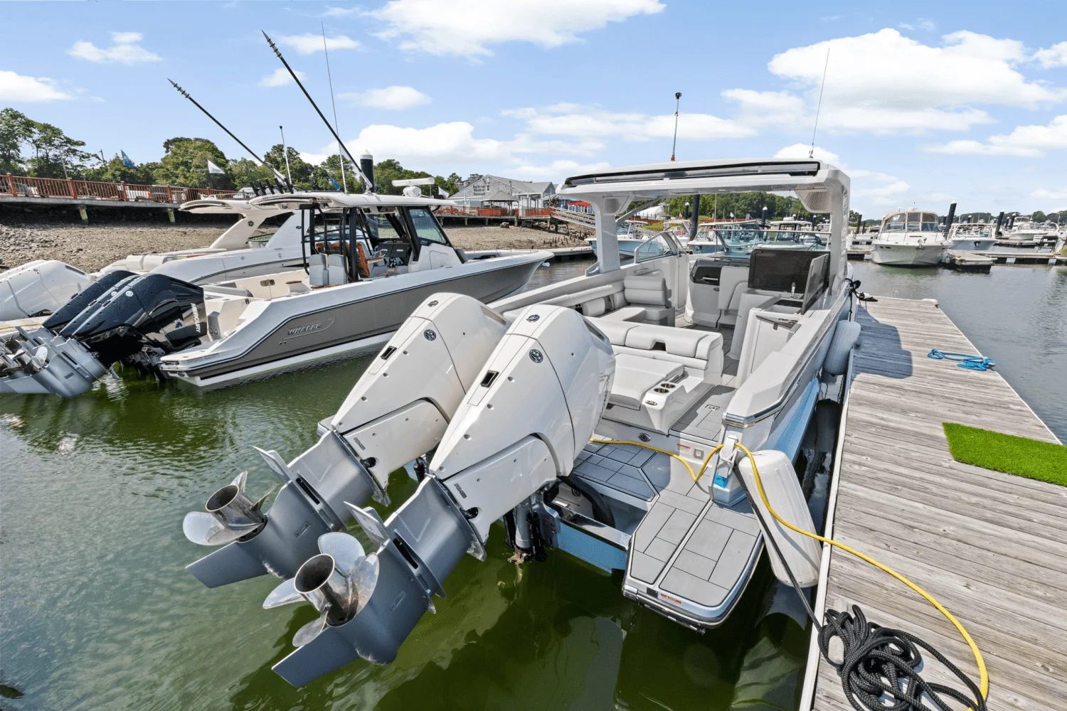 2024 Aviara AV36 Outboard Image Thumbnail #4