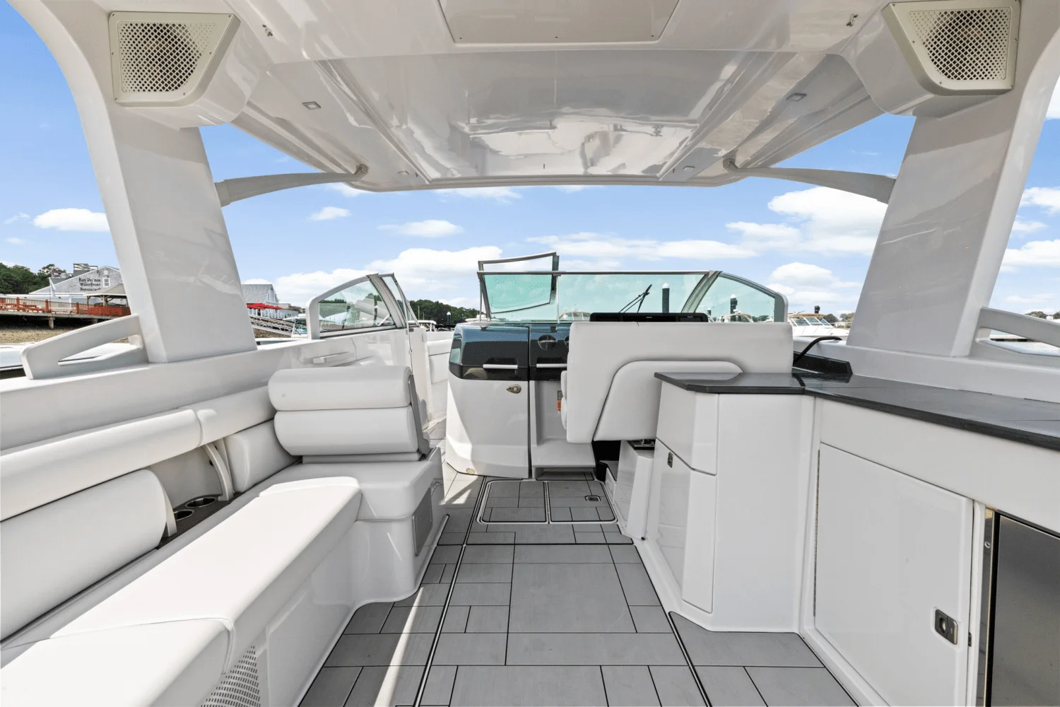 2024 Aviara AV36 Outboard Image Thumbnail #16