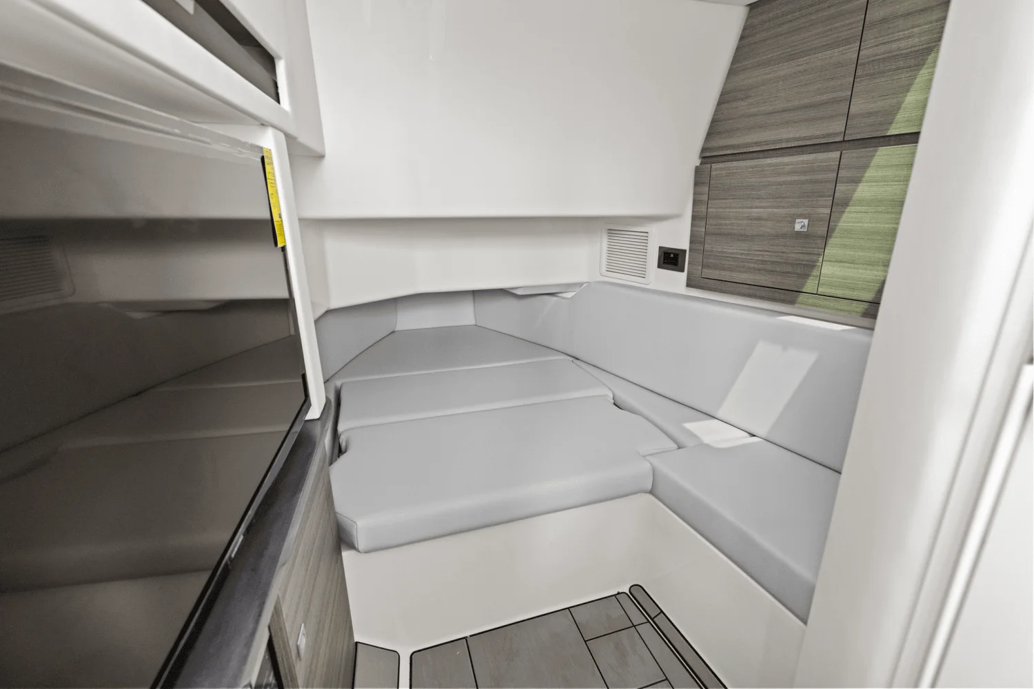 2024 Aviara AV36 Outboard Image Thumbnail #32