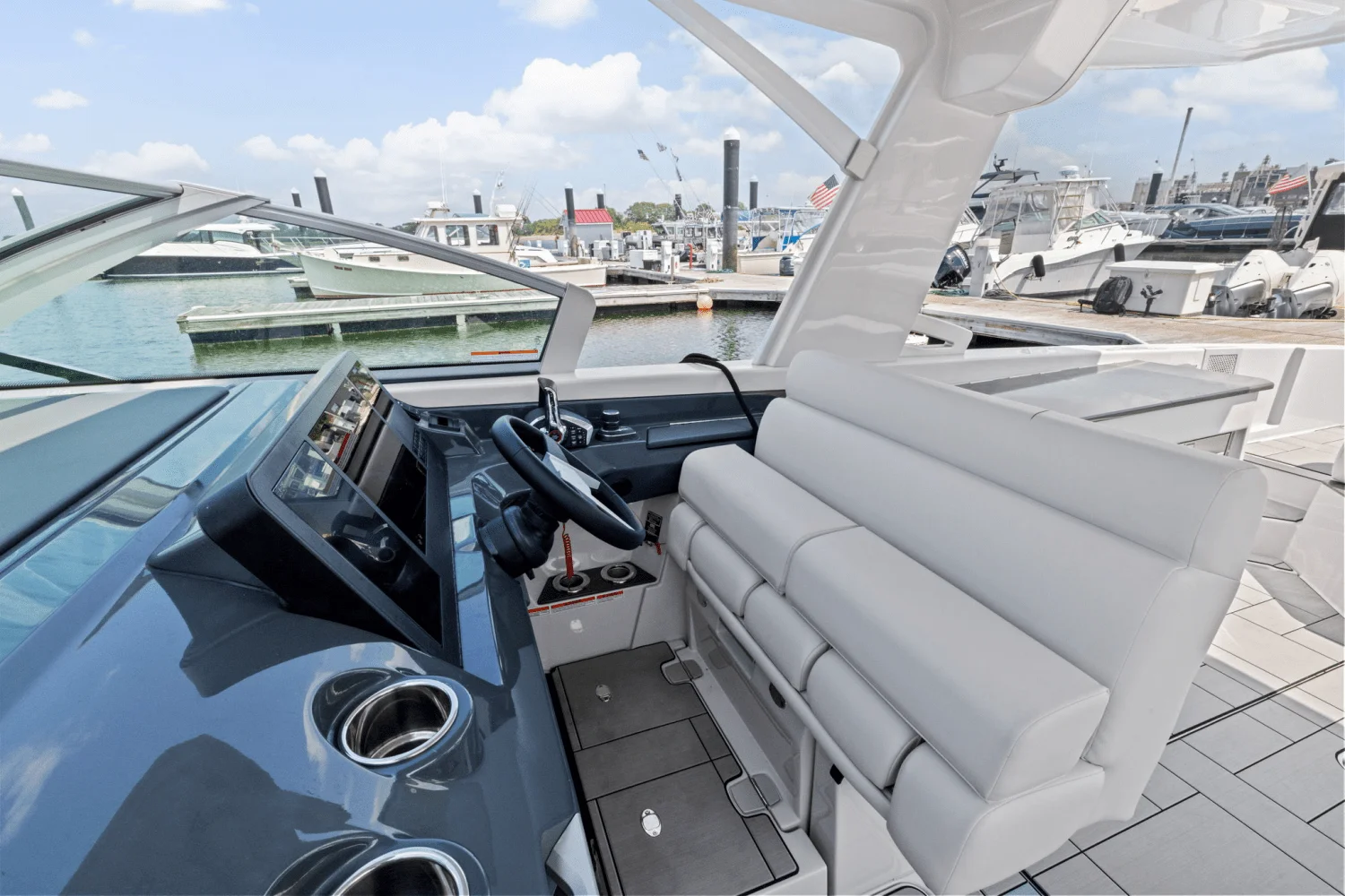 2024 Aviara AV36 Outboard Image Thumbnail #25