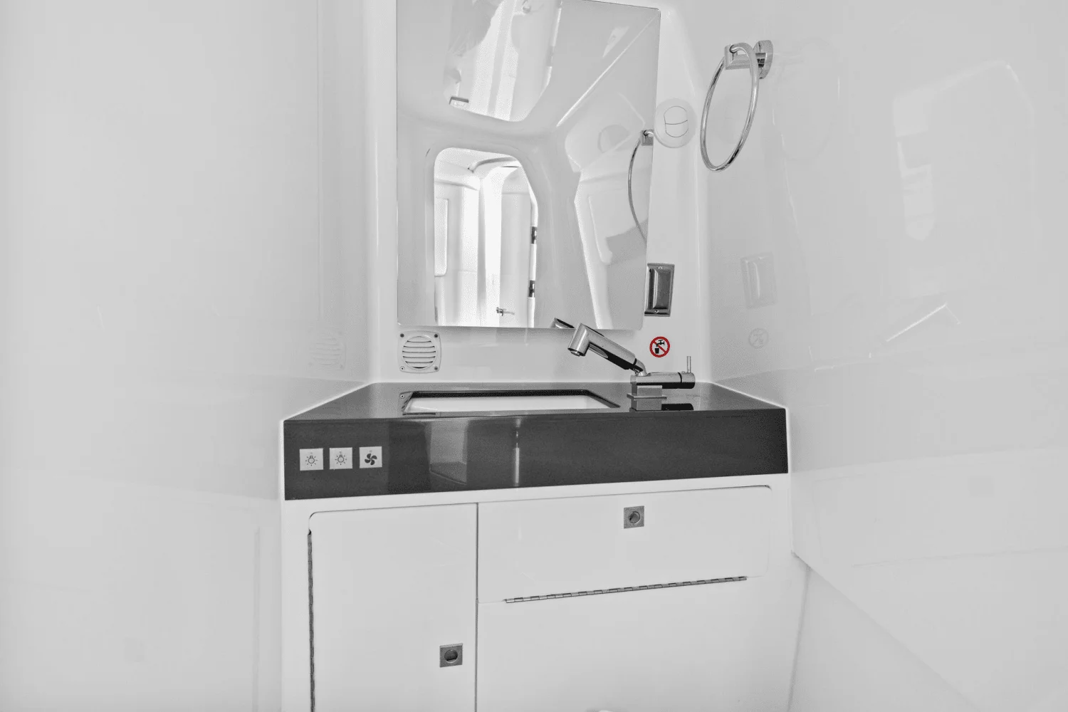 2024 Aviara AV36 Outboard Image Thumbnail #37