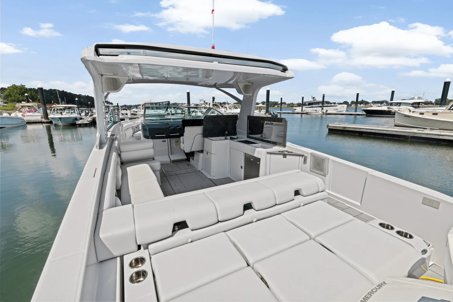 2024 Aviara AV36 Outboard Image Thumbnail #9