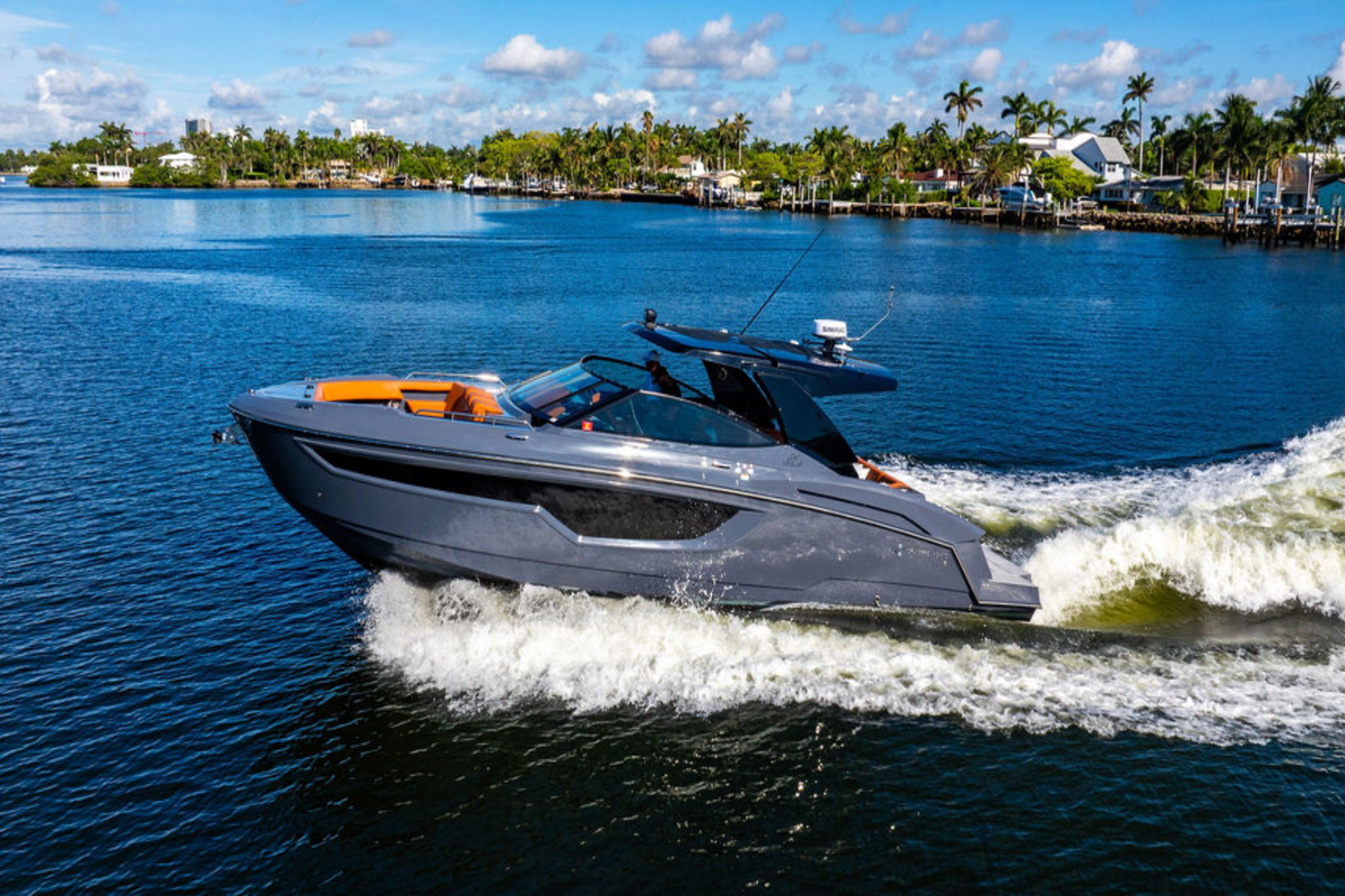 2023 Cruisers Yachts 38 GLS Image Thumbnail #2