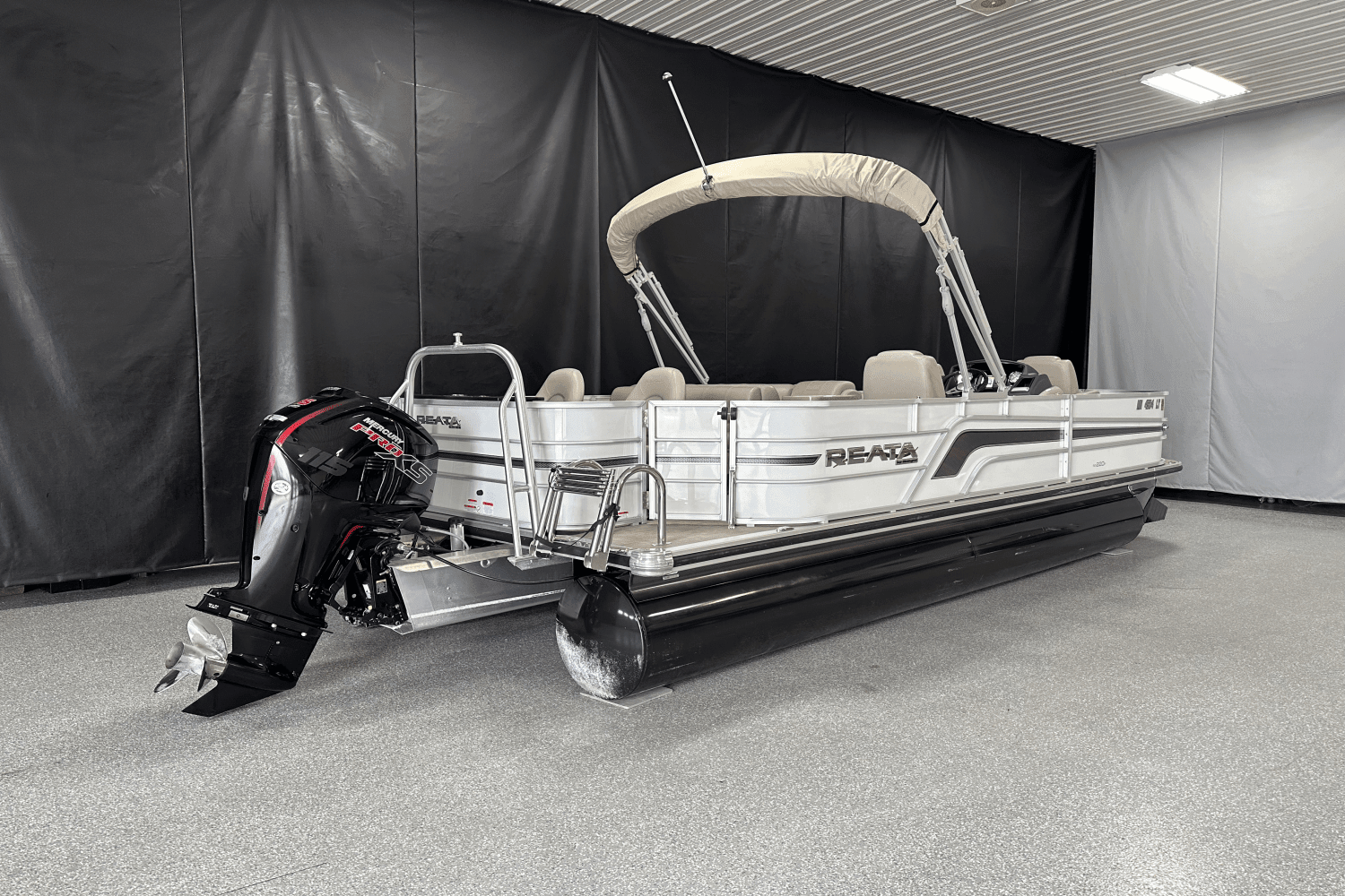 2018 Ranger REATA 220 FISHING PONTOON Image Thumbnail #2