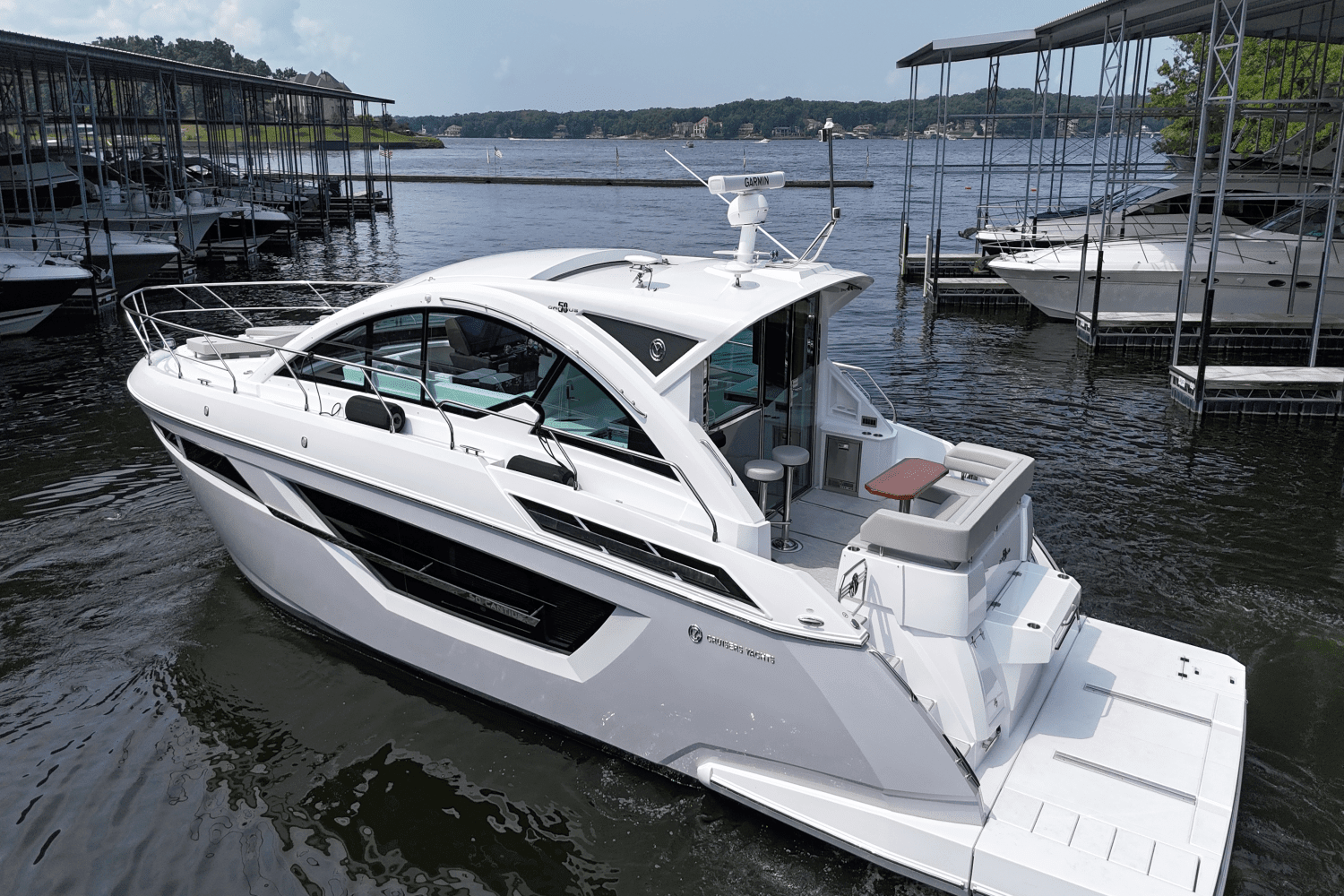 2025 Cruisers Yachts 50 Cantius Image Thumbnail #2