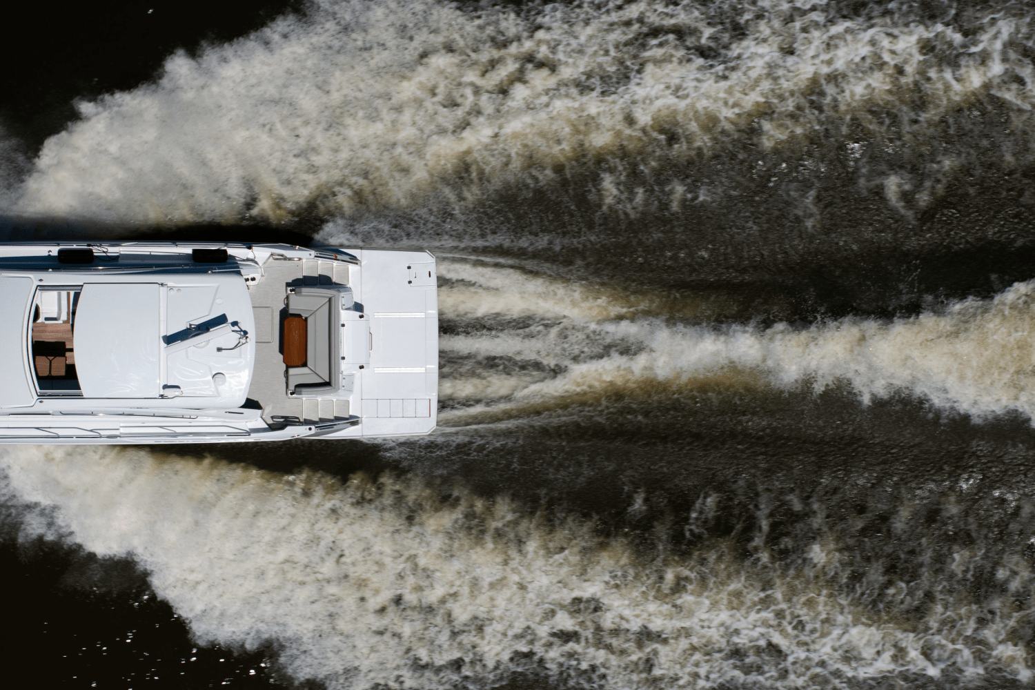 2025 Cruisers Yachts 50 Cantius Image Thumbnail #10