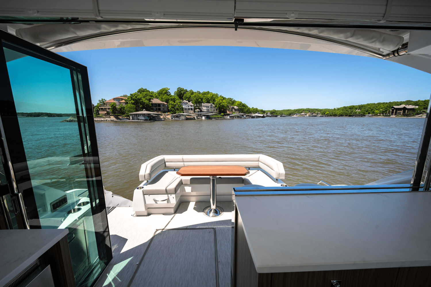 2025 Cruisers Yachts 50 Cantius Image Thumbnail #22