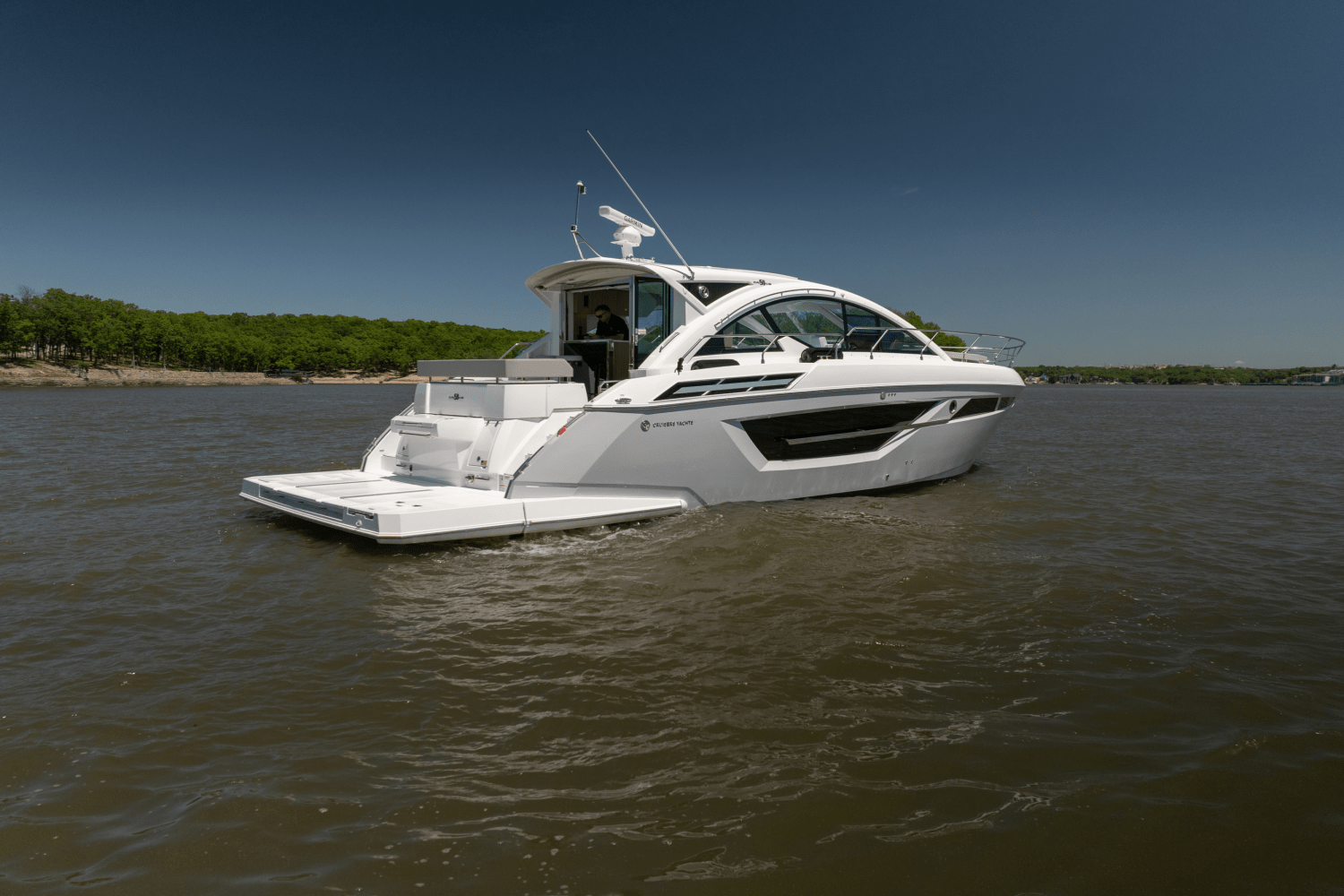 2025 Cruisers Yachts 50 Cantius Image Thumbnail #14