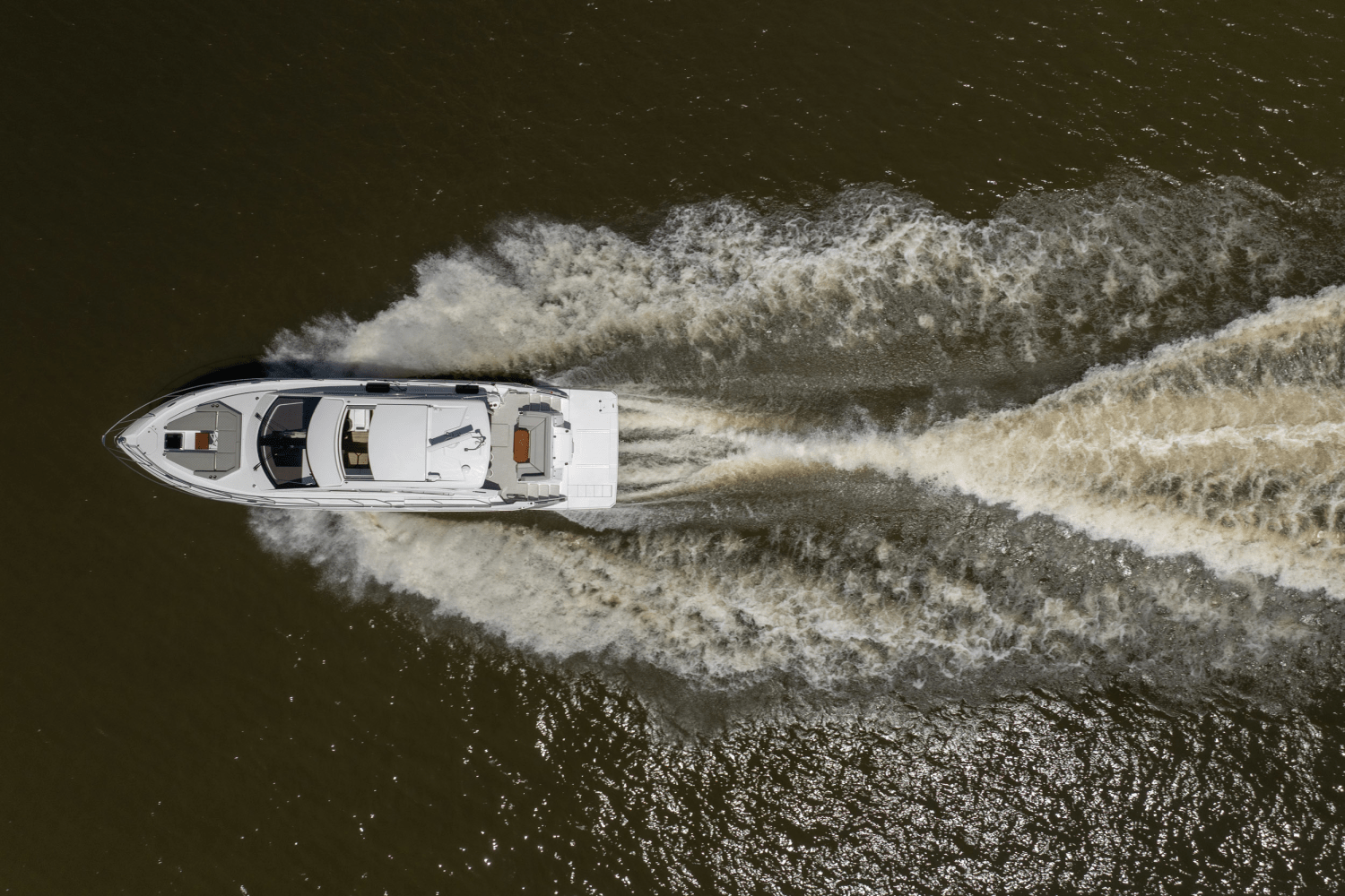 2025 Cruisers Yachts 50 Cantius Image Thumbnail #9