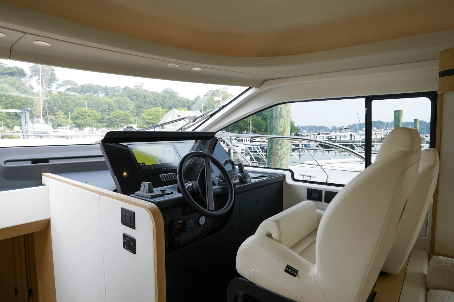 2026 Azimut Fly 62 Image Thumbnail #21