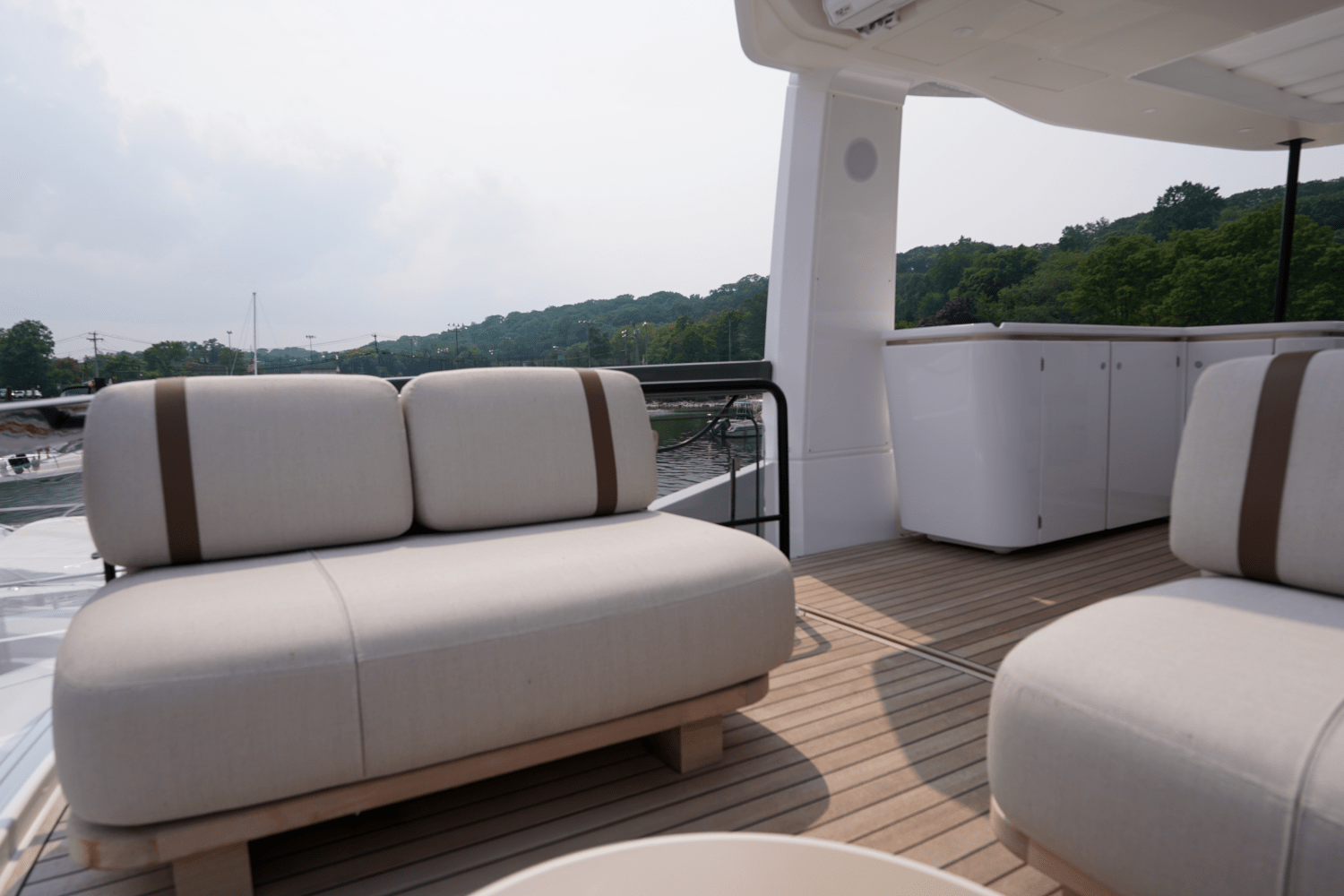 2026 Azimut Fly 62 Image Thumbnail #67