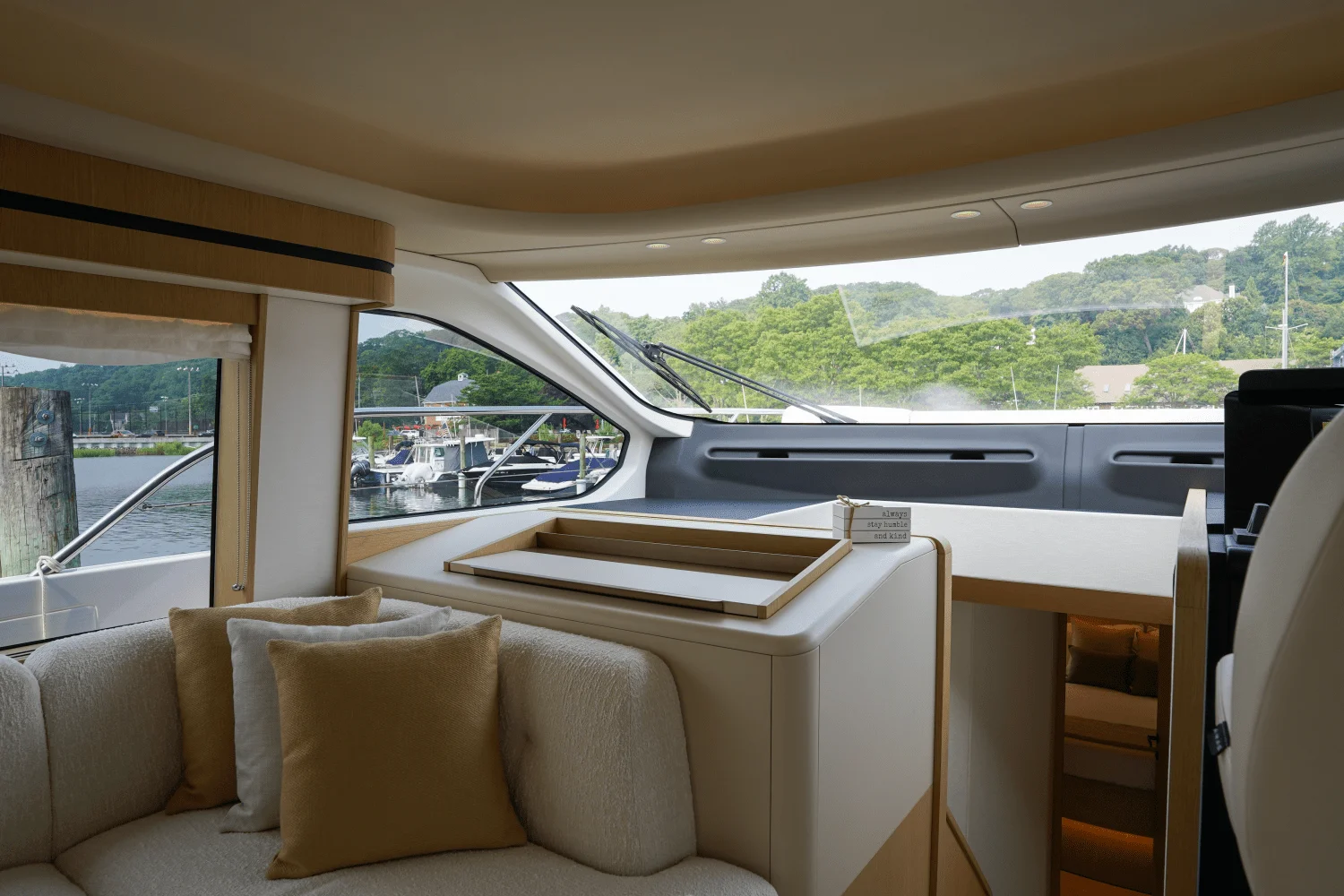 2026 Azimut Fly 62 Image Thumbnail #25