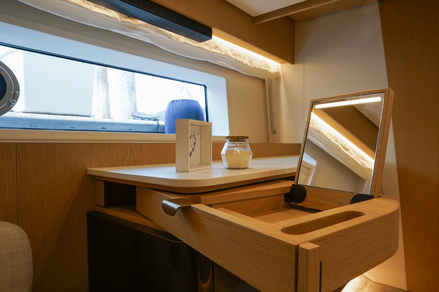 2026 Azimut Fly 62 Image Thumbnail #51