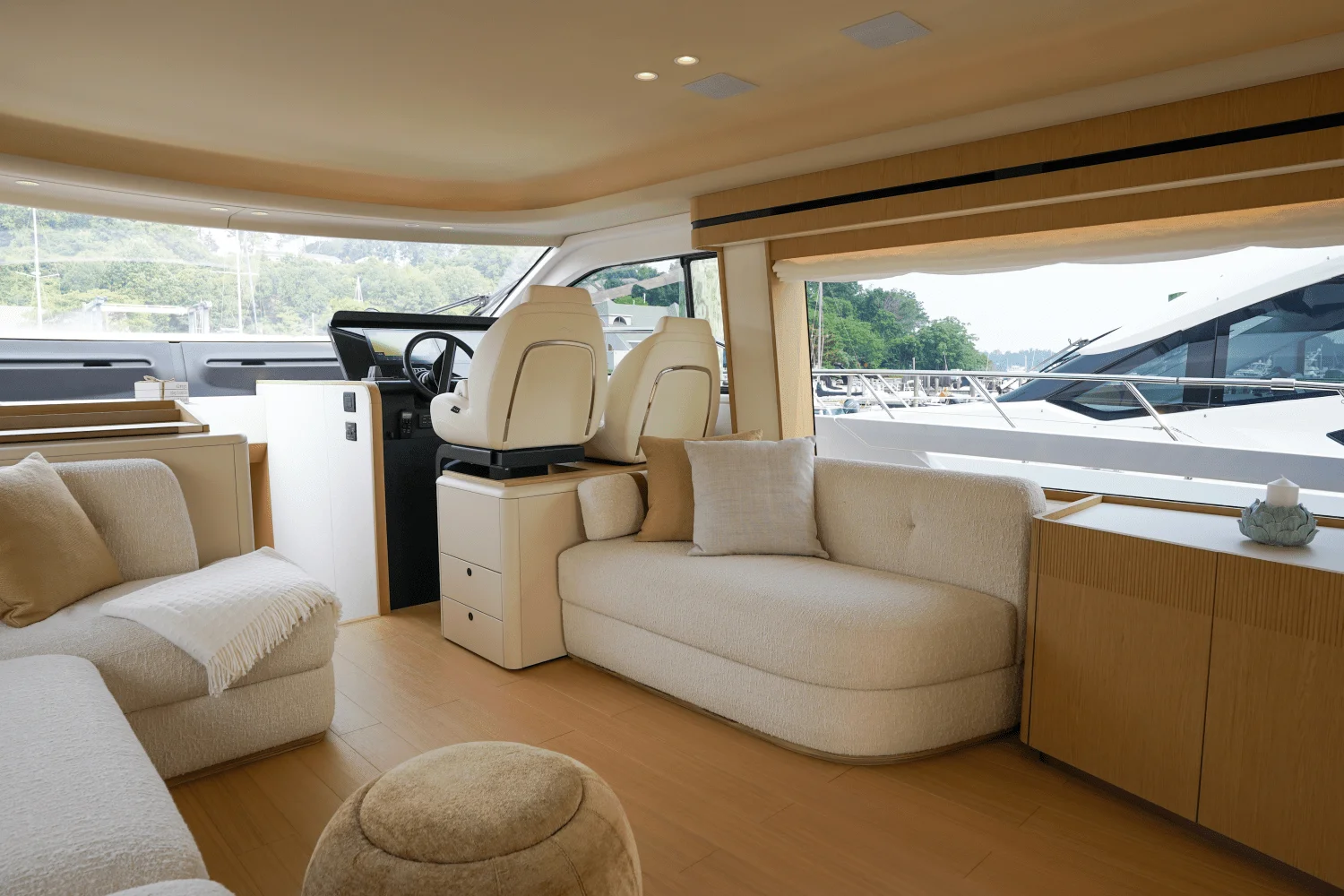 2026 Azimut Fly 62 Image Thumbnail #18