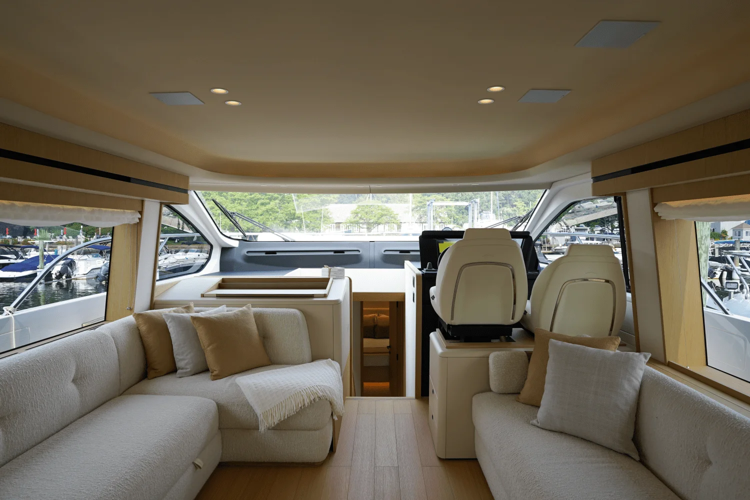 2026 Azimut Fly 62 Image Thumbnail #26