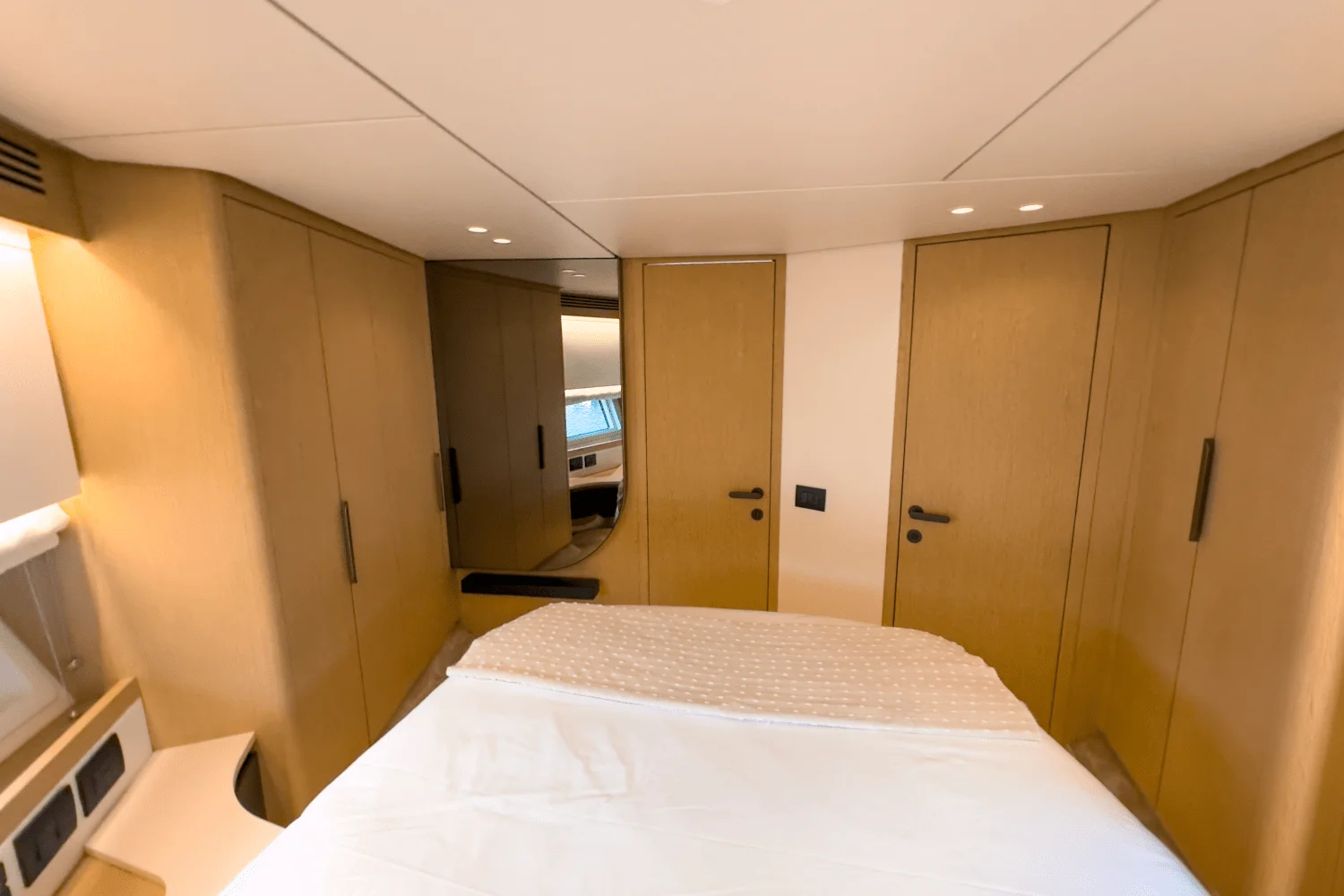 2026 Azimut Fly 62 Image Thumbnail #29