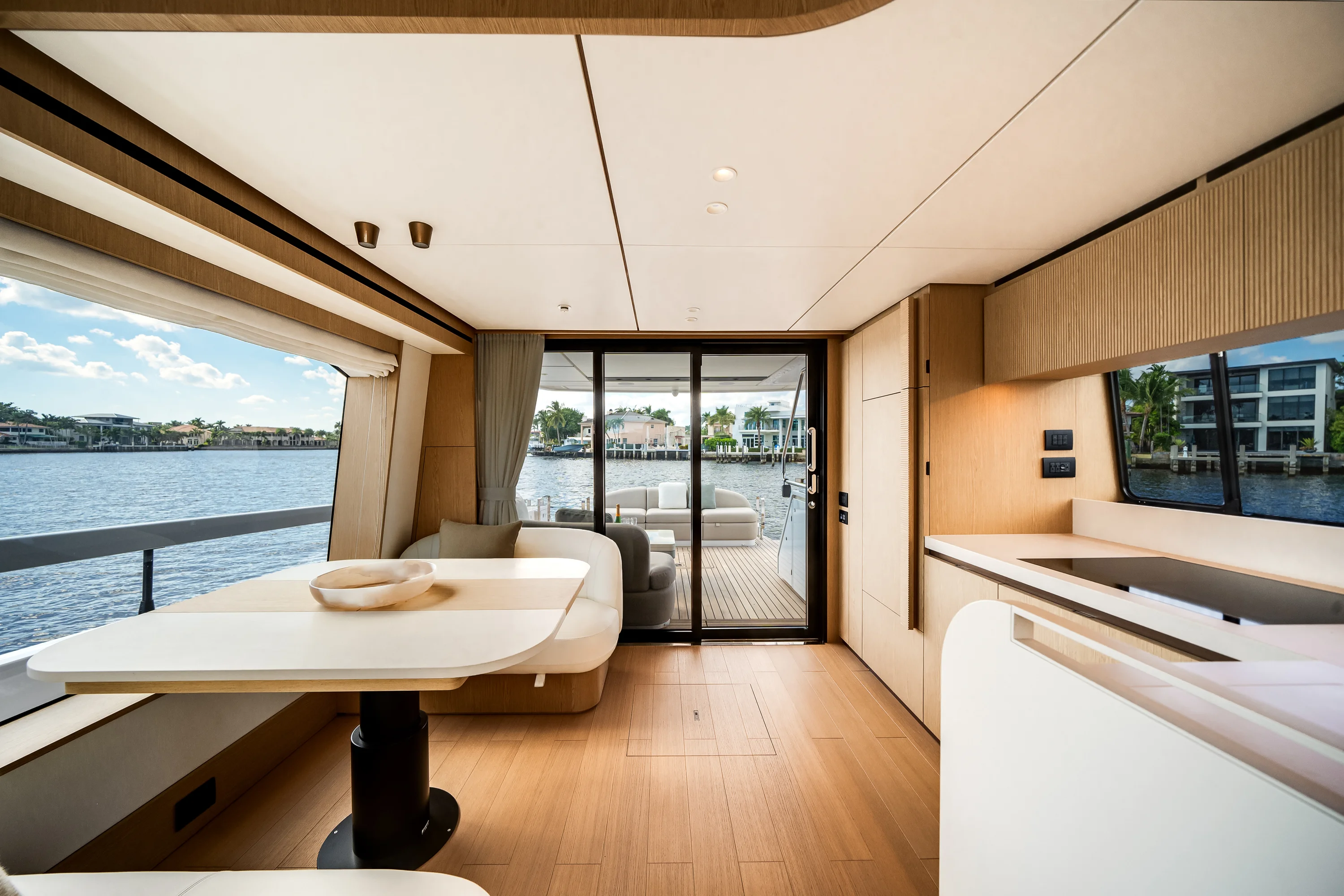 2026 Azimut Fly 62 Image Thumbnail #43