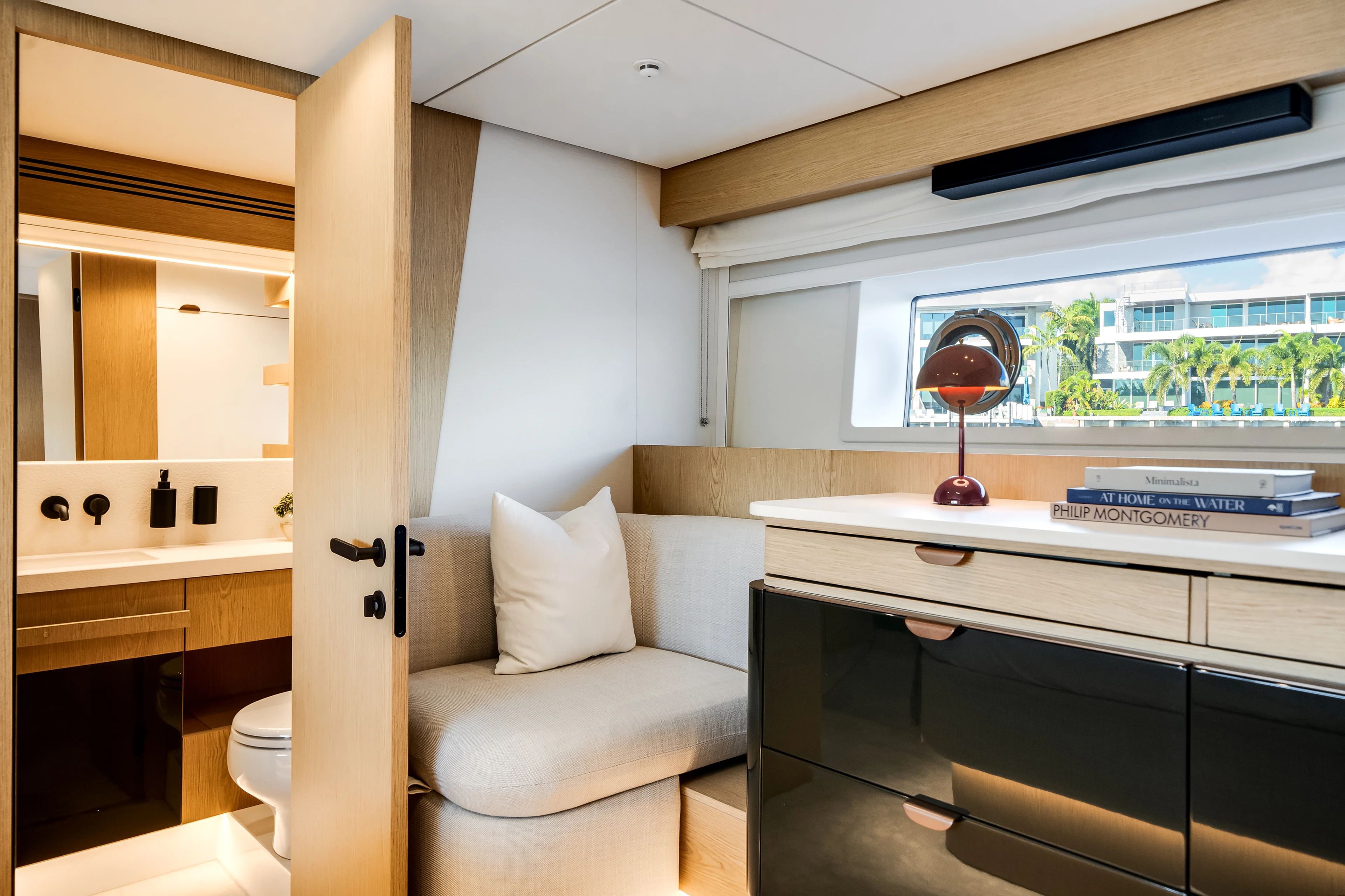 2026 Azimut Fly 62 Image Thumbnail #28