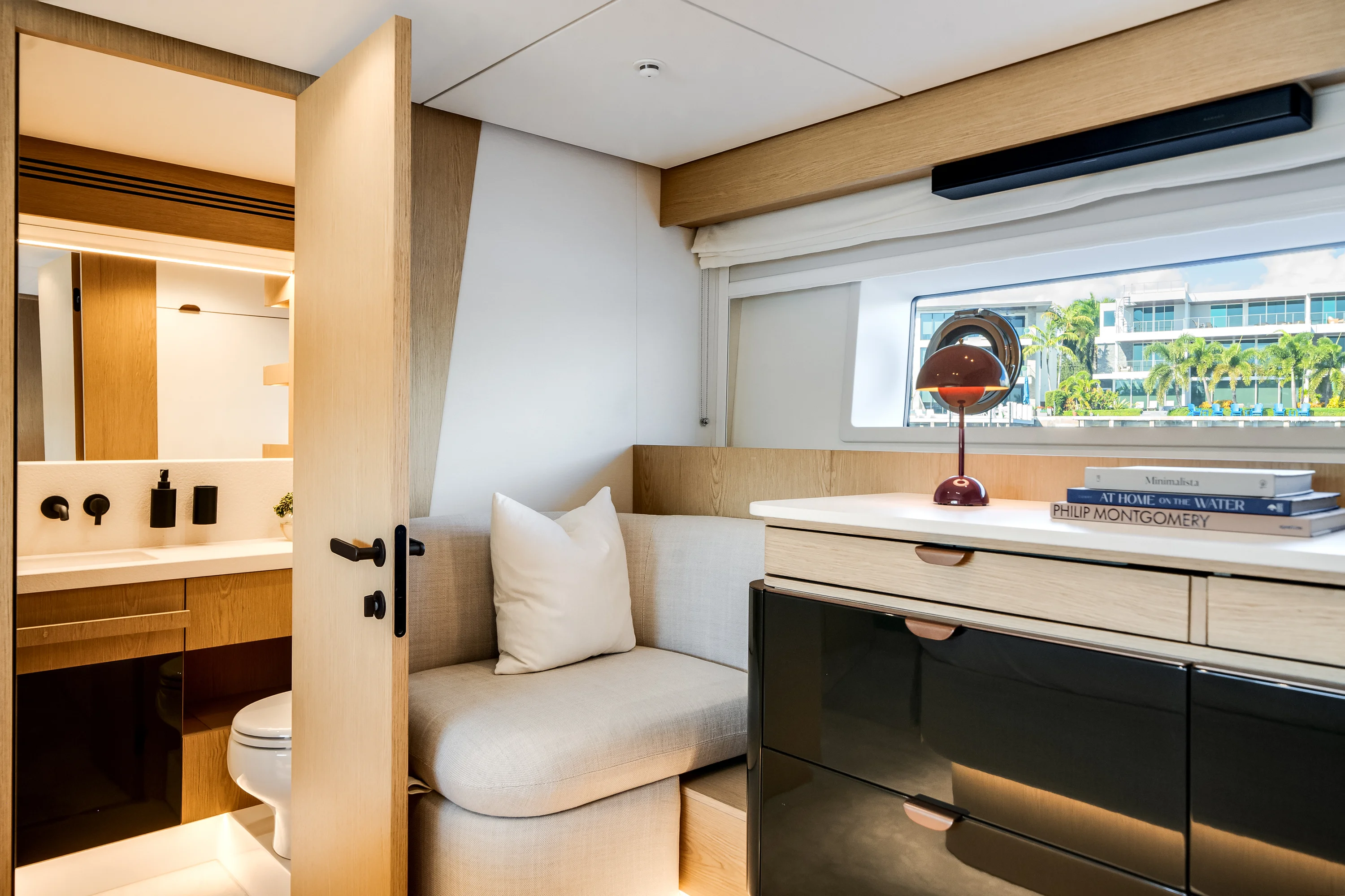 2026 Azimut Fly 62 Image Thumbnail #28