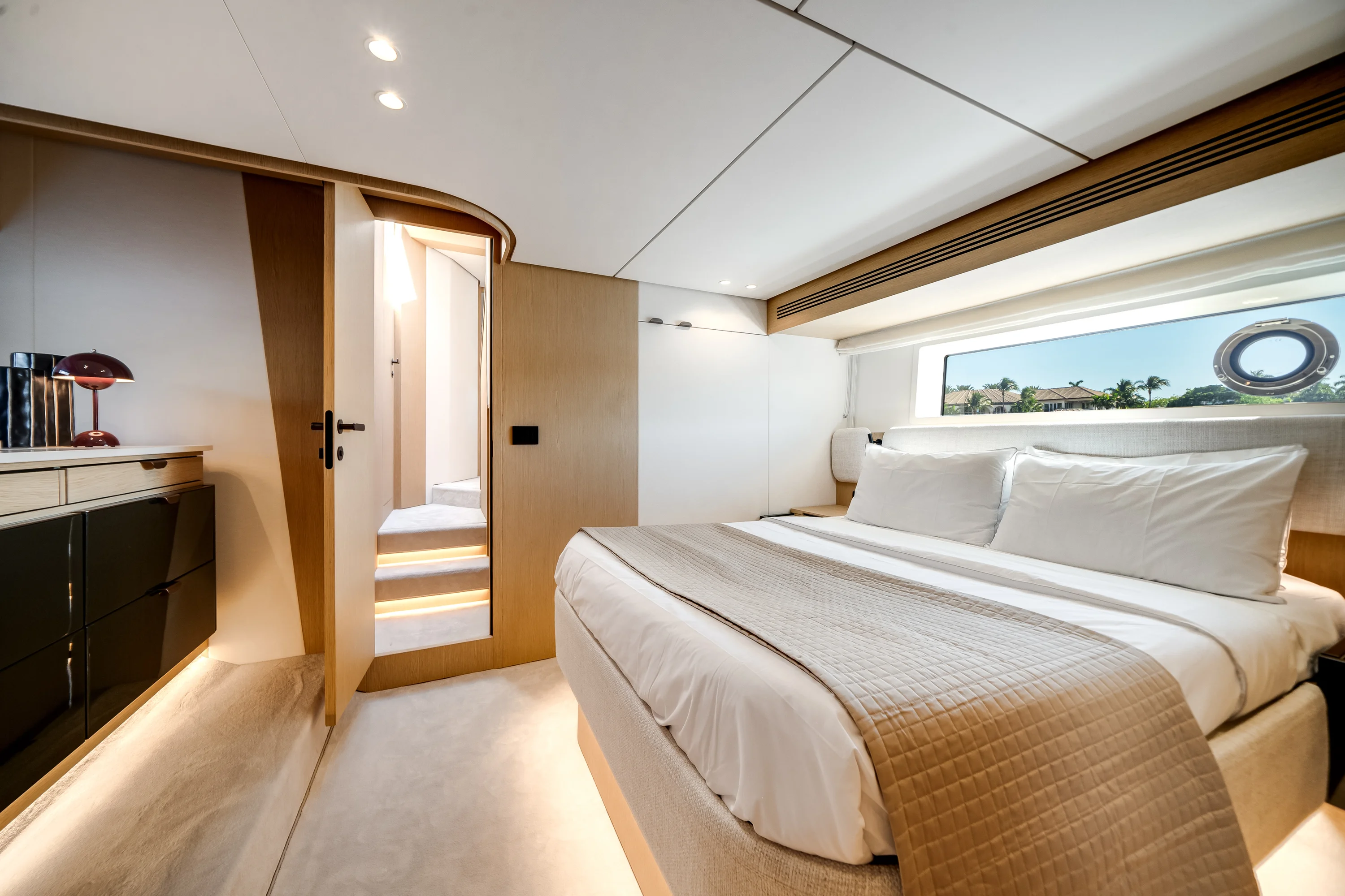 2026 Azimut Fly 62 Image Thumbnail #37