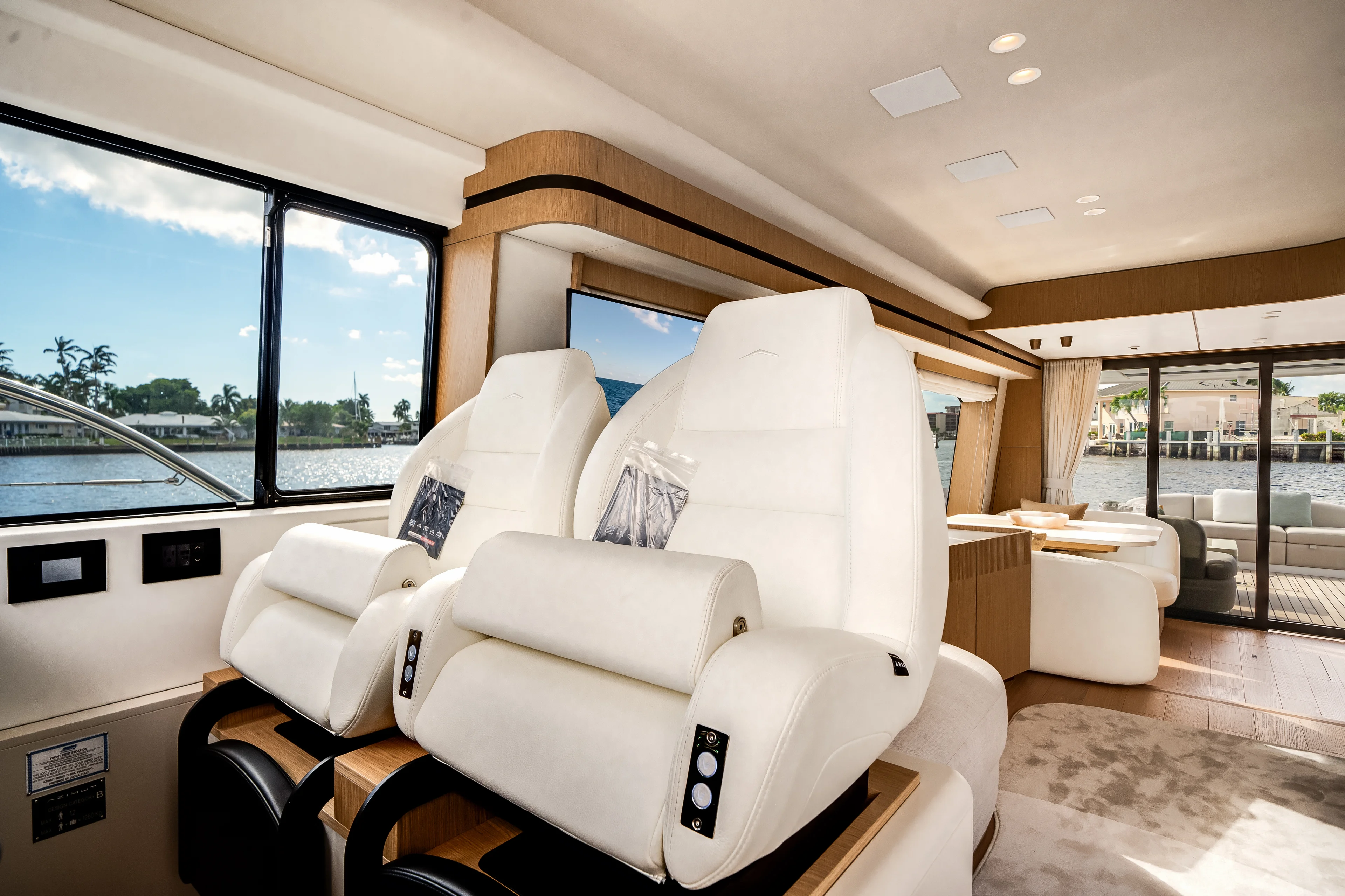 2026 Azimut Fly 62 Image Thumbnail #51