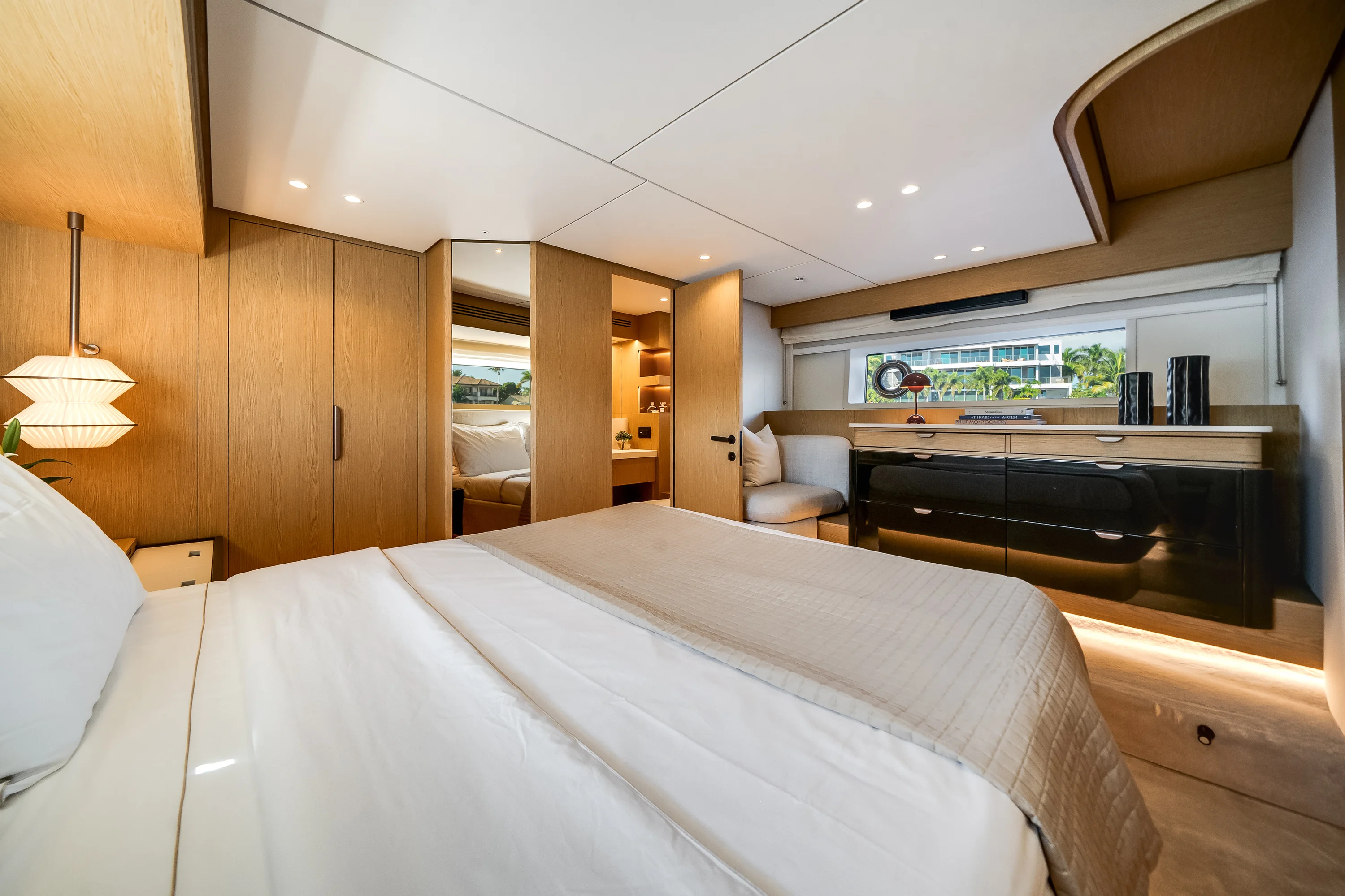 2026 Azimut Fly 62 Image Thumbnail #27