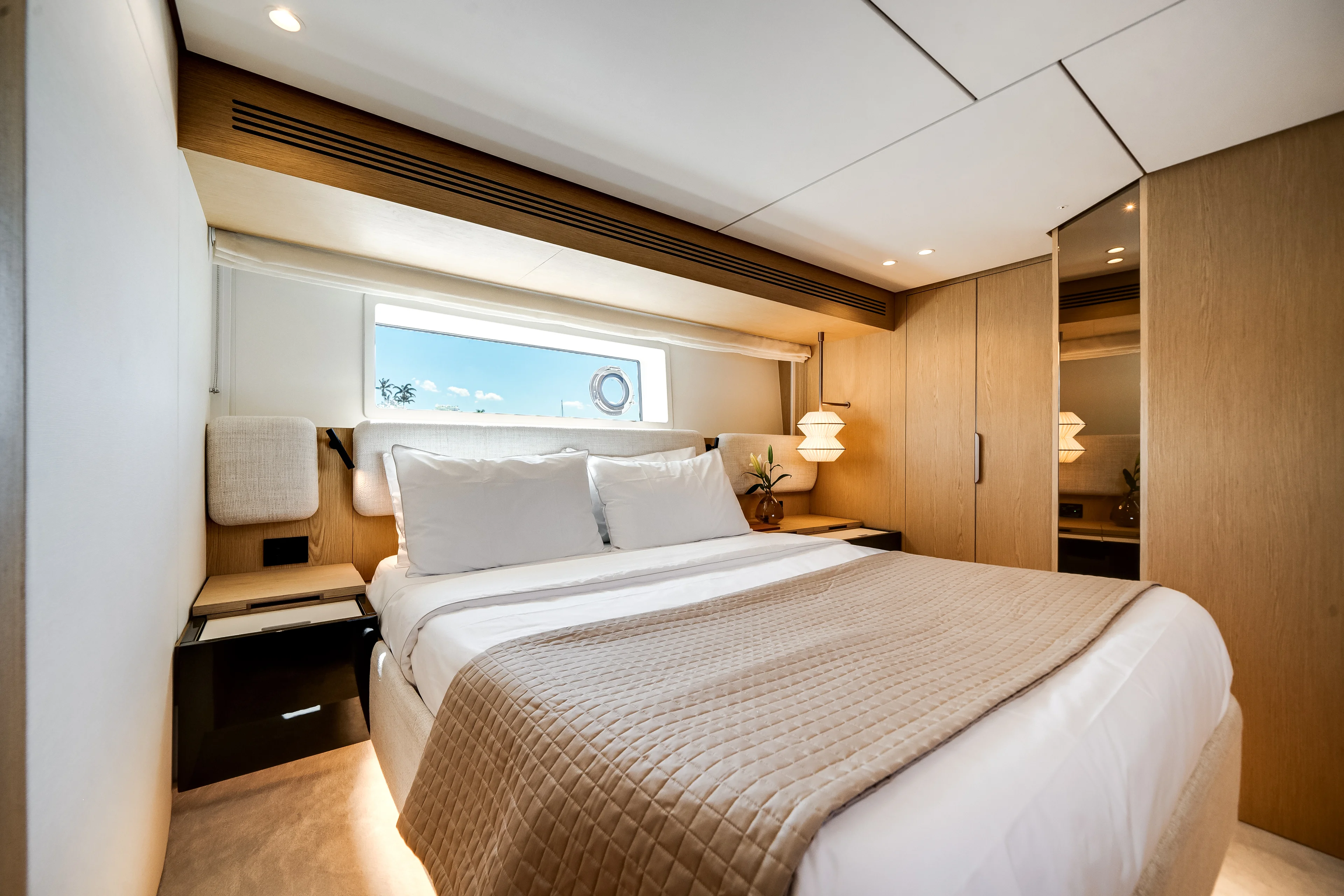 2026 Azimut Fly 62 Image Thumbnail #24