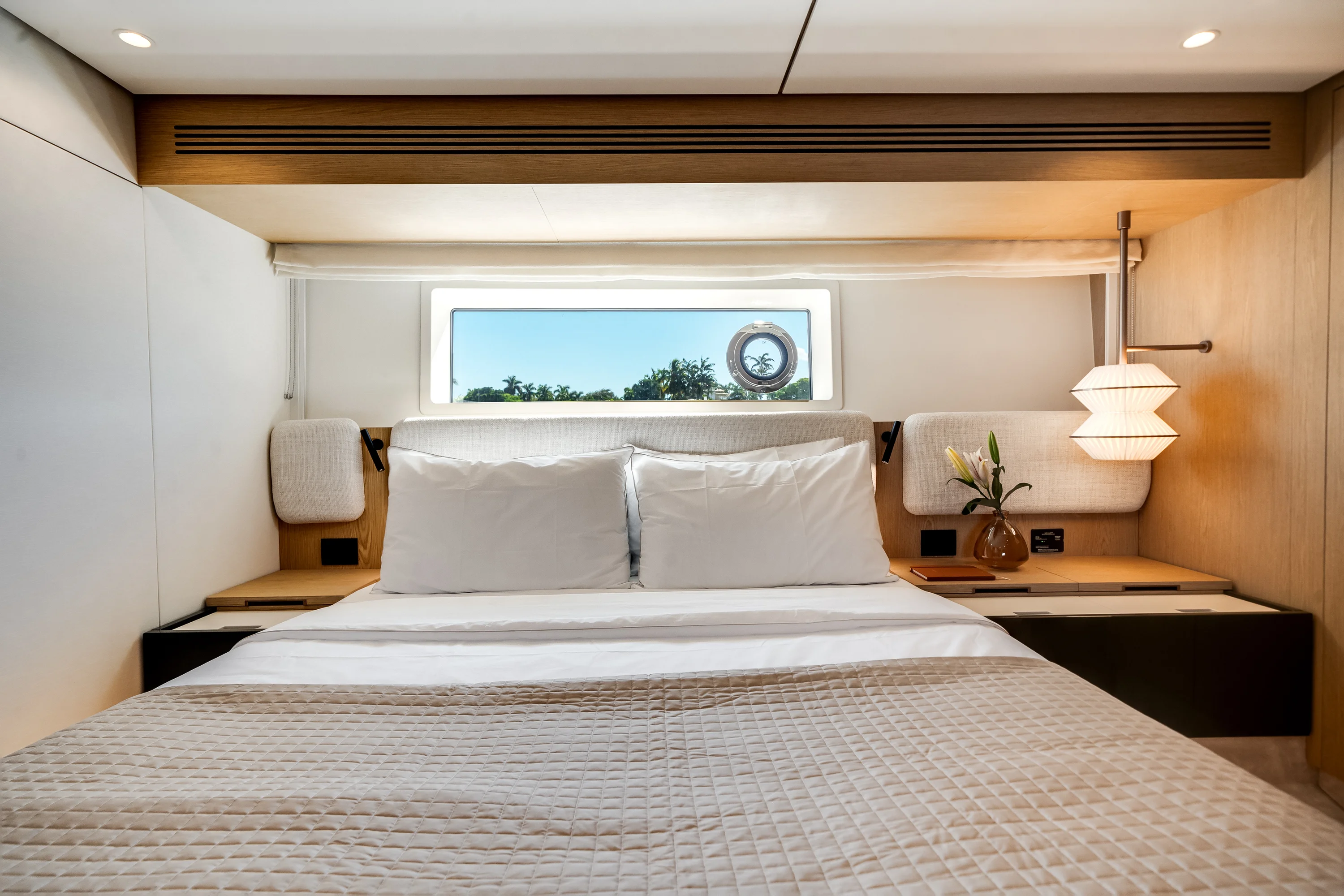 2026 Azimut Fly 62 Image Thumbnail #25