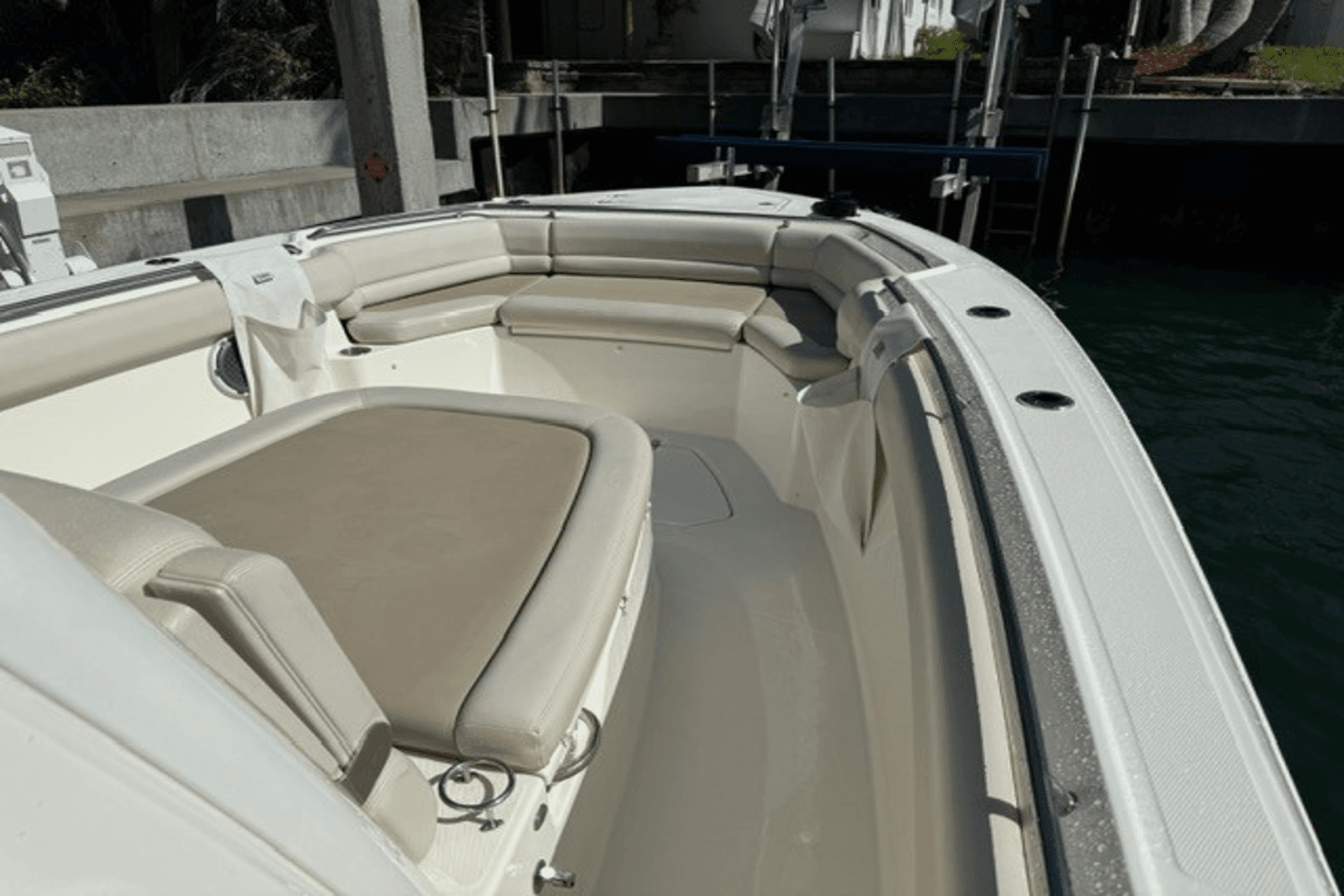 2017 Boston Whaler 330 Outrage Image Thumbnail #30