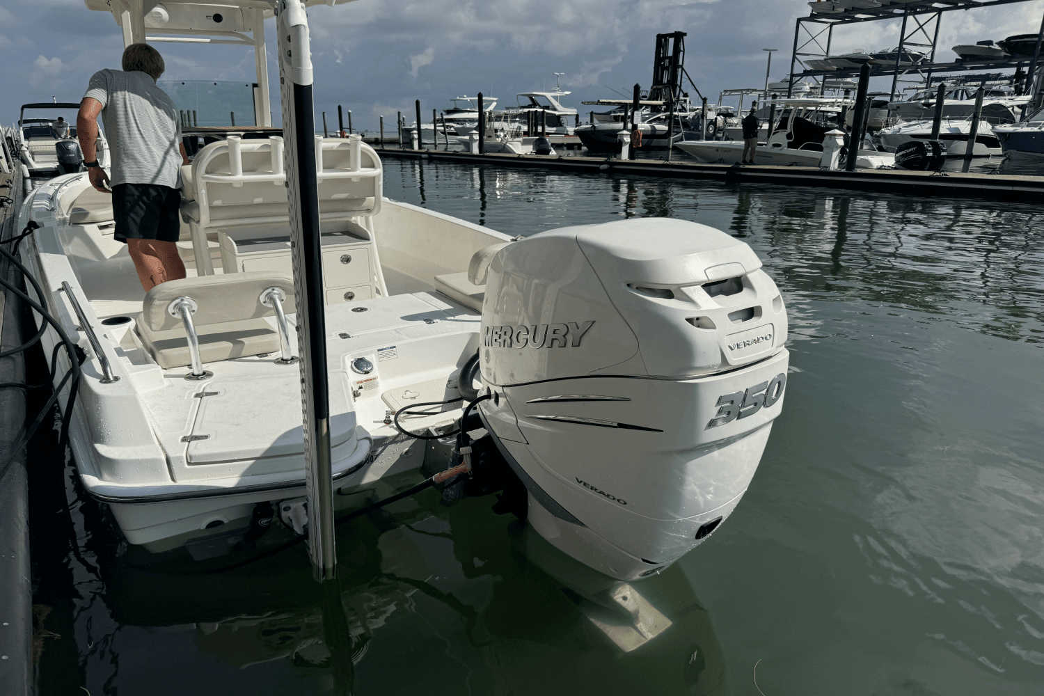 2018 Boston Whaler 240 DAUNTLESS PRO Image Thumbnail #16