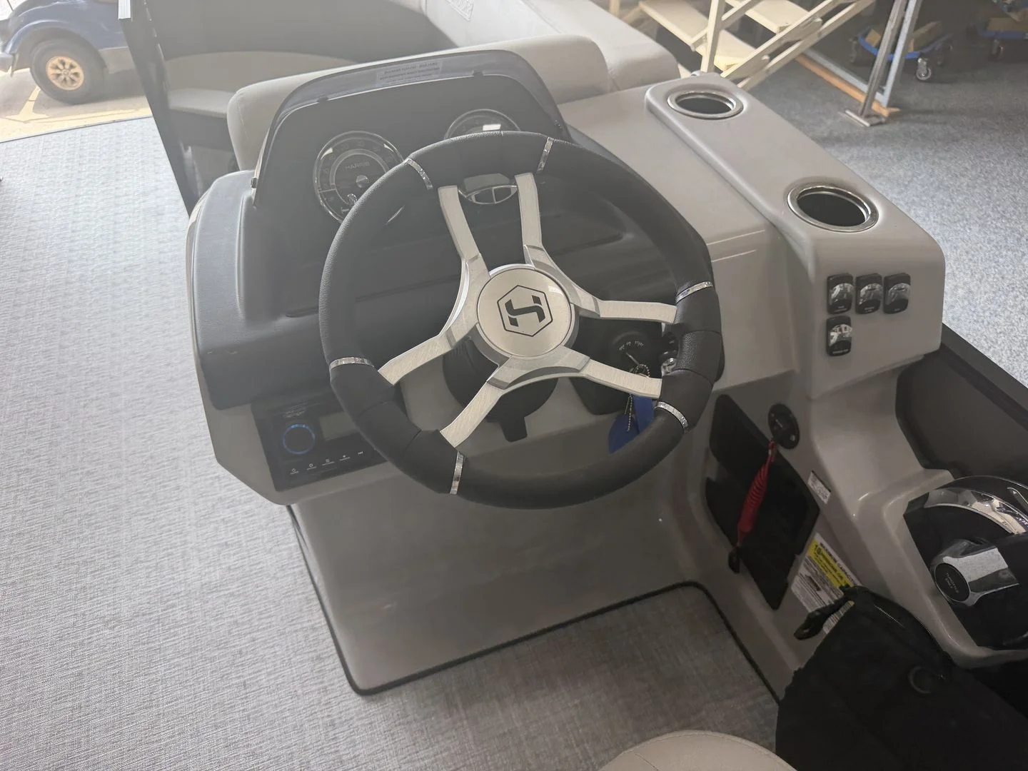 2025 Harris 210 Cruiser Image Thumbnail #8