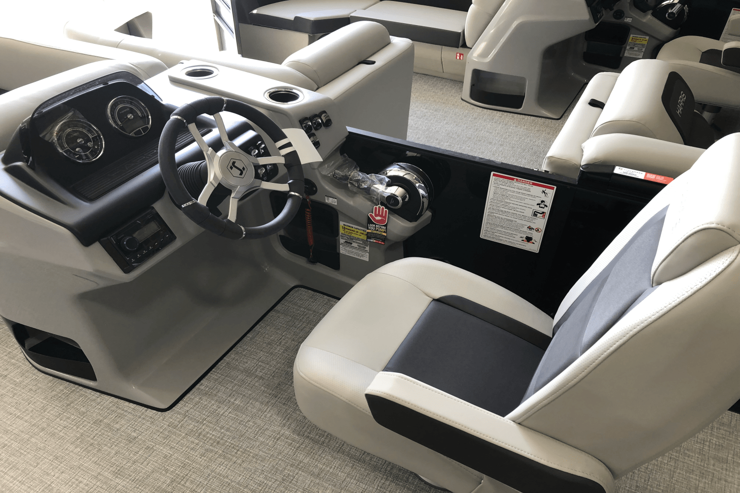 2025 Harris 210 Cruiser Image Thumbnail #10