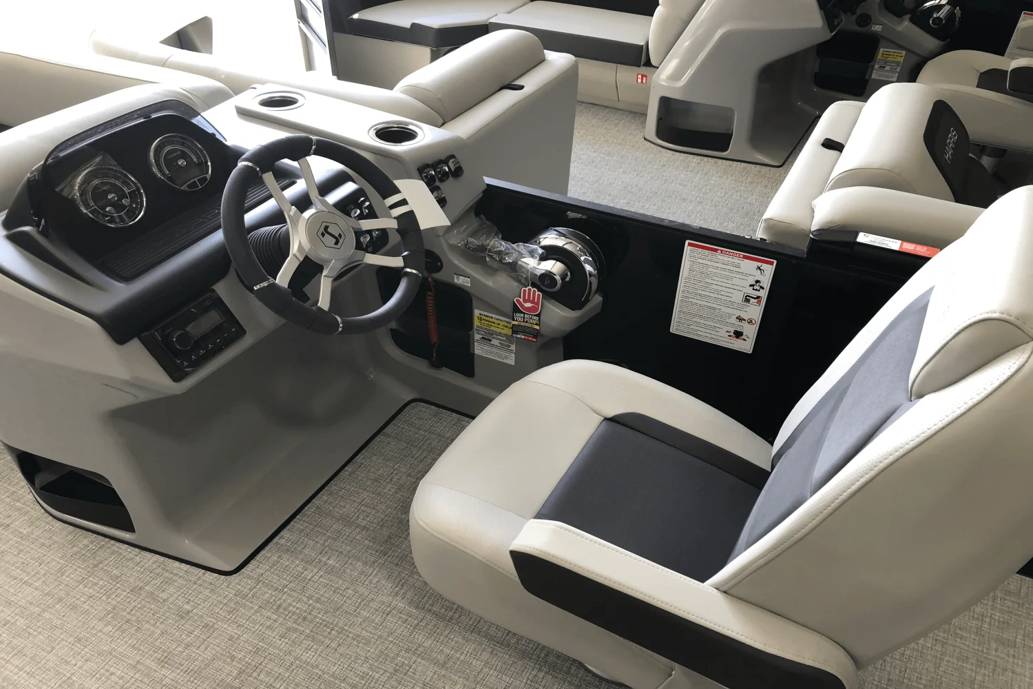 2025 Harris 210 Cruiser Image Thumbnail #10