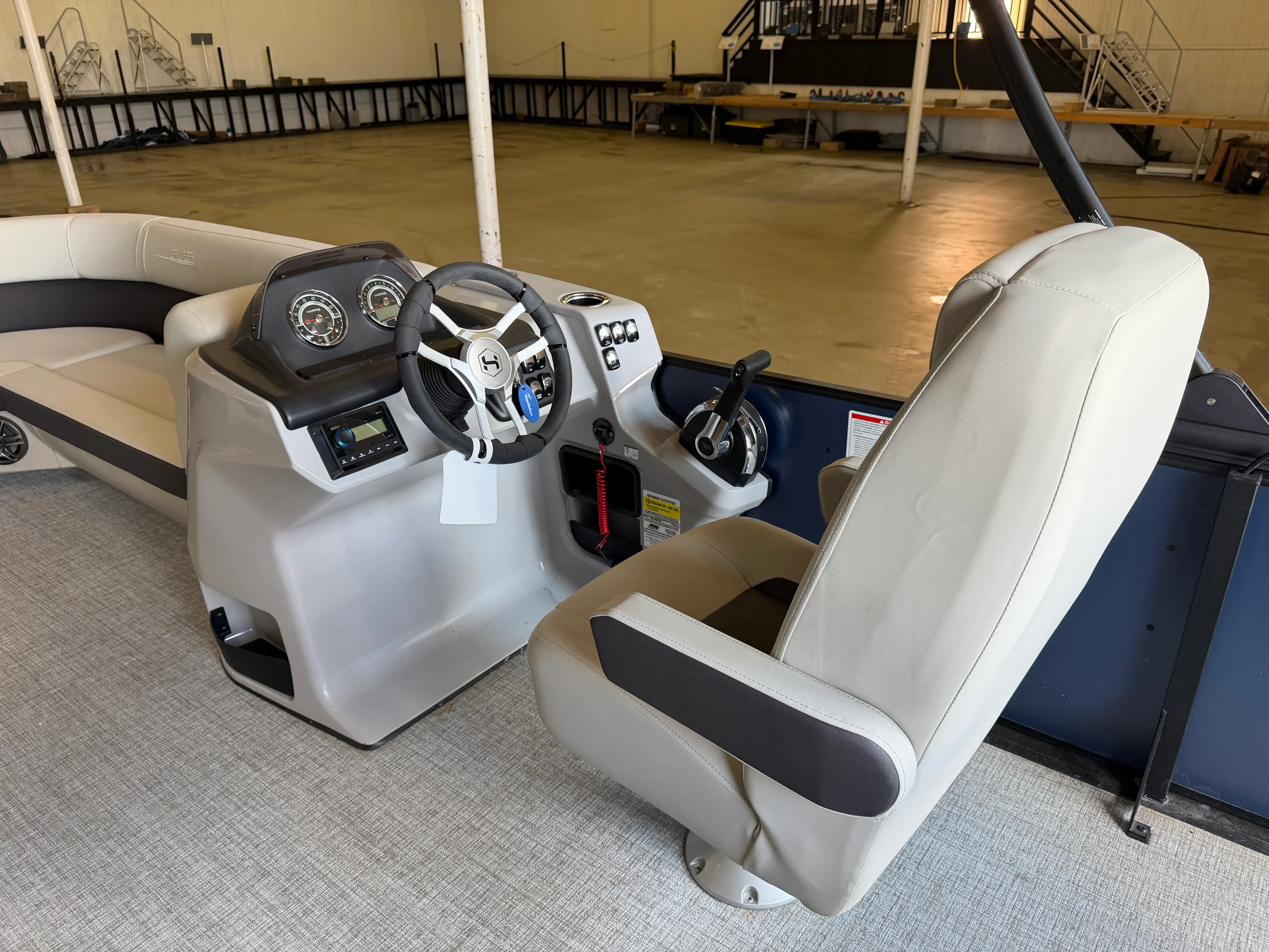 2025 Harris 230 Cruiser Image Thumbnail #12