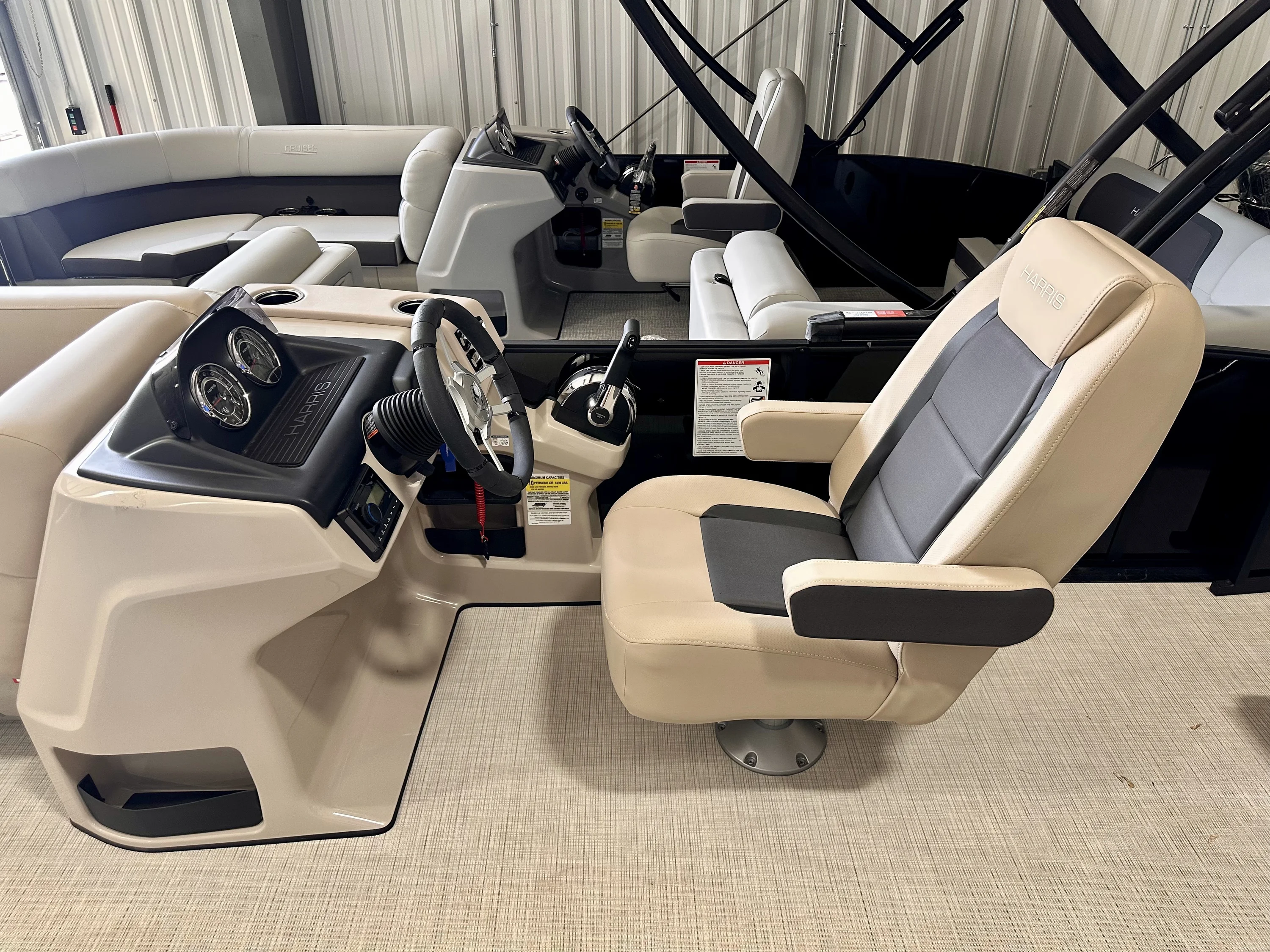 2025 Harris 230 Cruiser Image Thumbnail #9