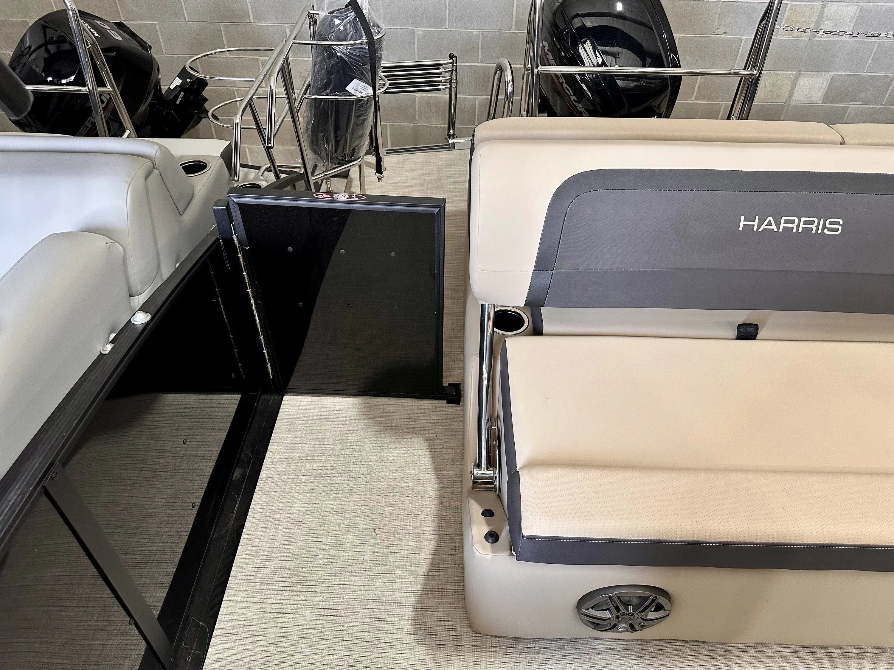 2025 Harris 230 Cruiser Image Thumbnail #16