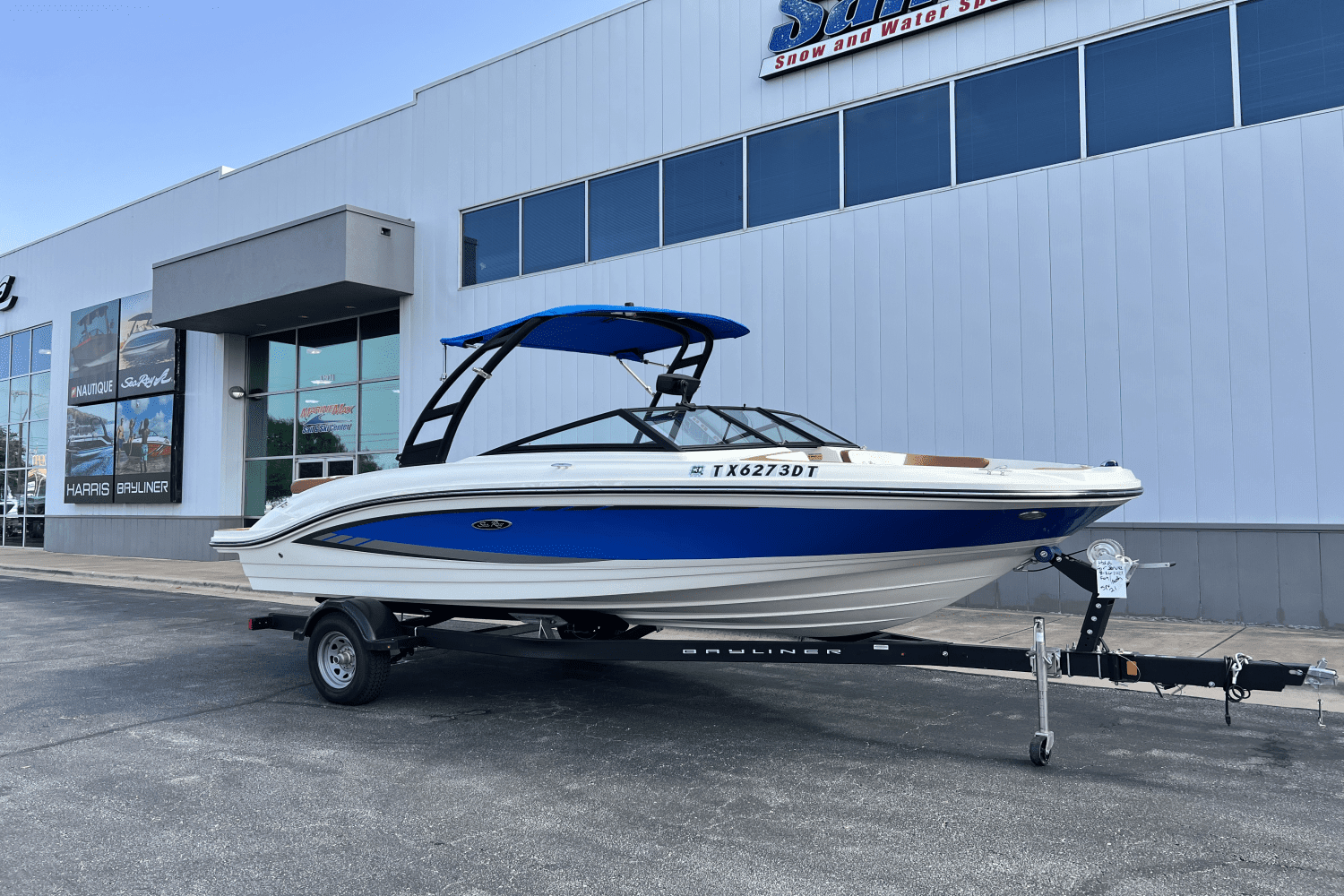 2017 Sea Ray 210 SPX Image Thumbnail #2