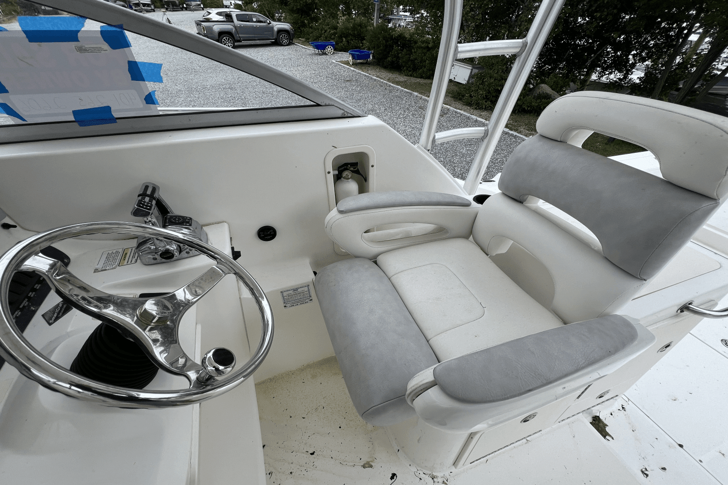 2006 Boston Whaler 305 CONQUEST Image Thumbnail #13