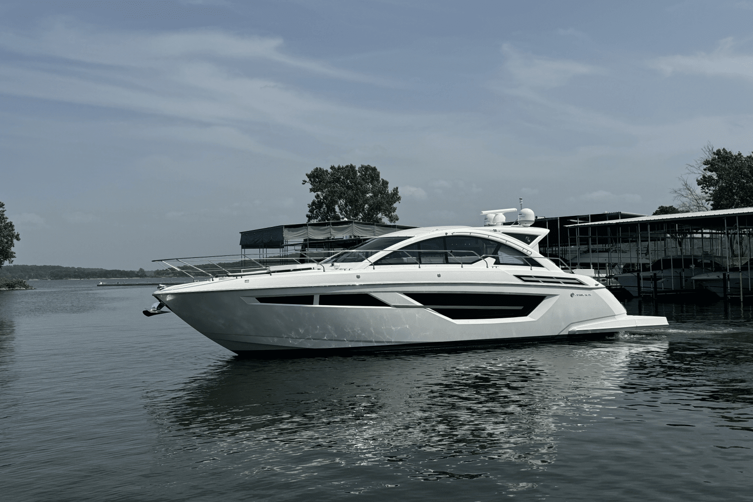 2018 Cruisers Yachts 50 CANTIUS Image Thumbnail #8